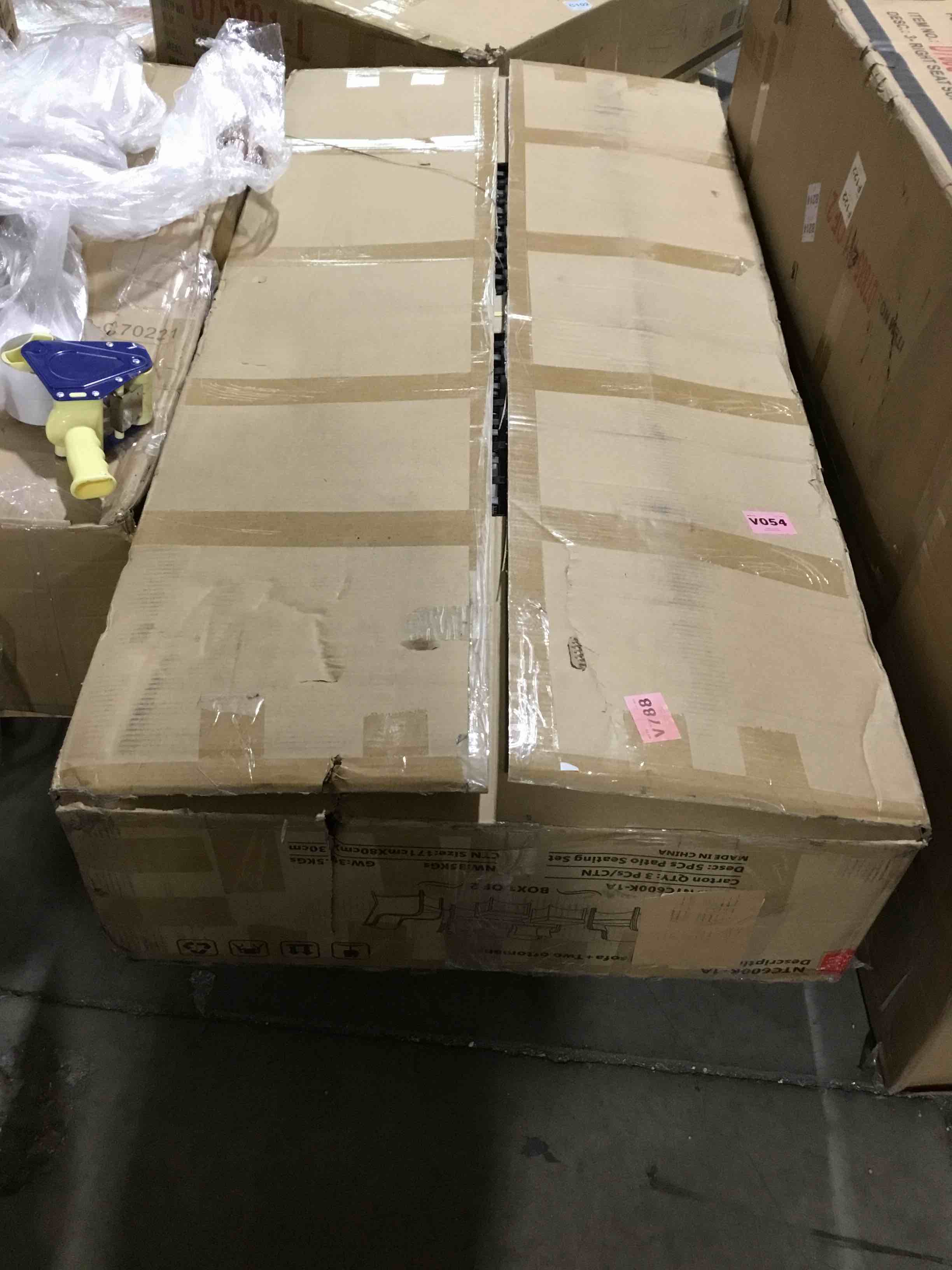https://s3.amazonaws.com/lotting-images-prod/bidfta/RED4729478_1686926199573.jpeg