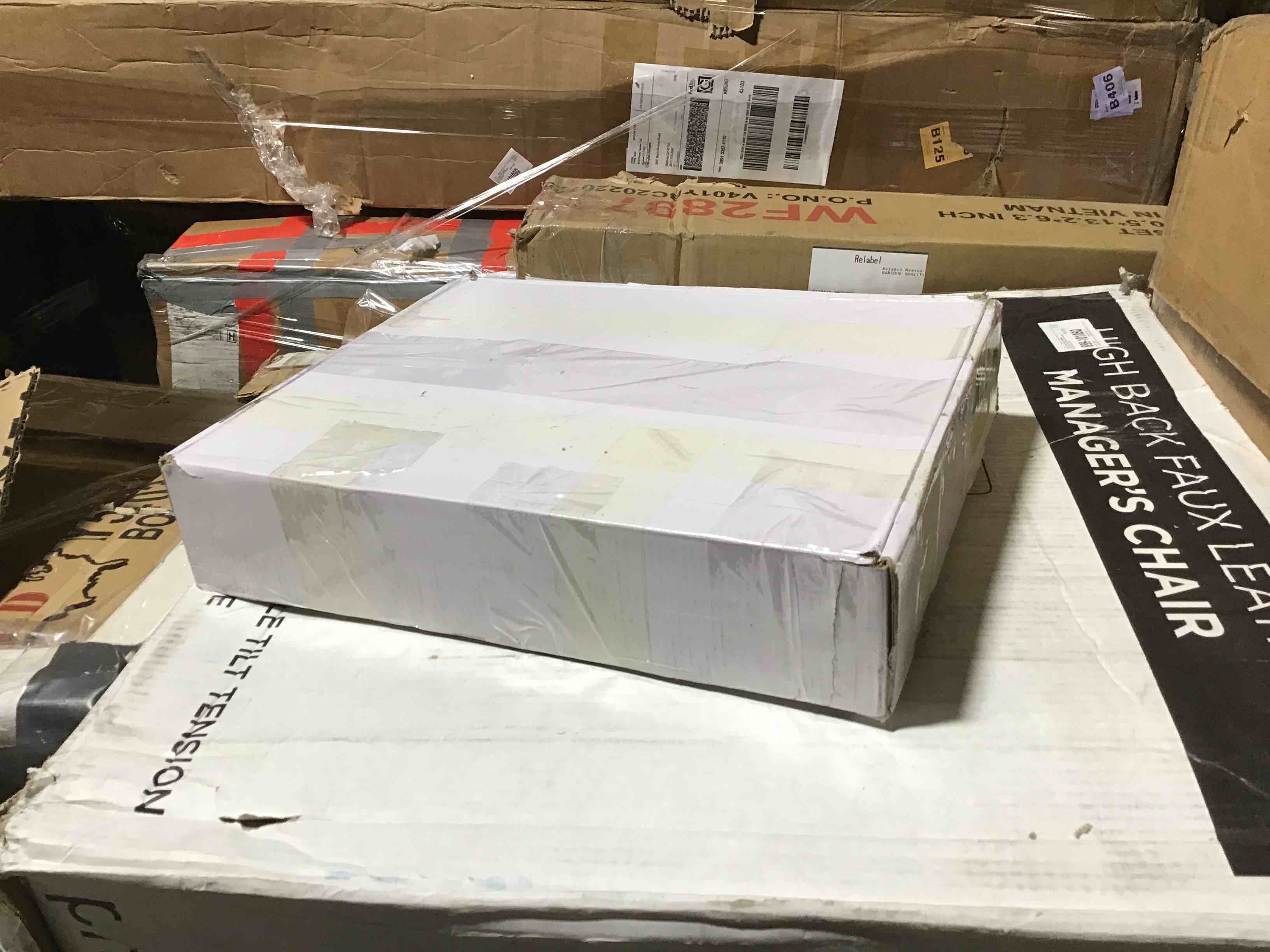 https://s3.amazonaws.com/lotting-images-prod/bidfta/RED4732786_1687178029578.jpeg
