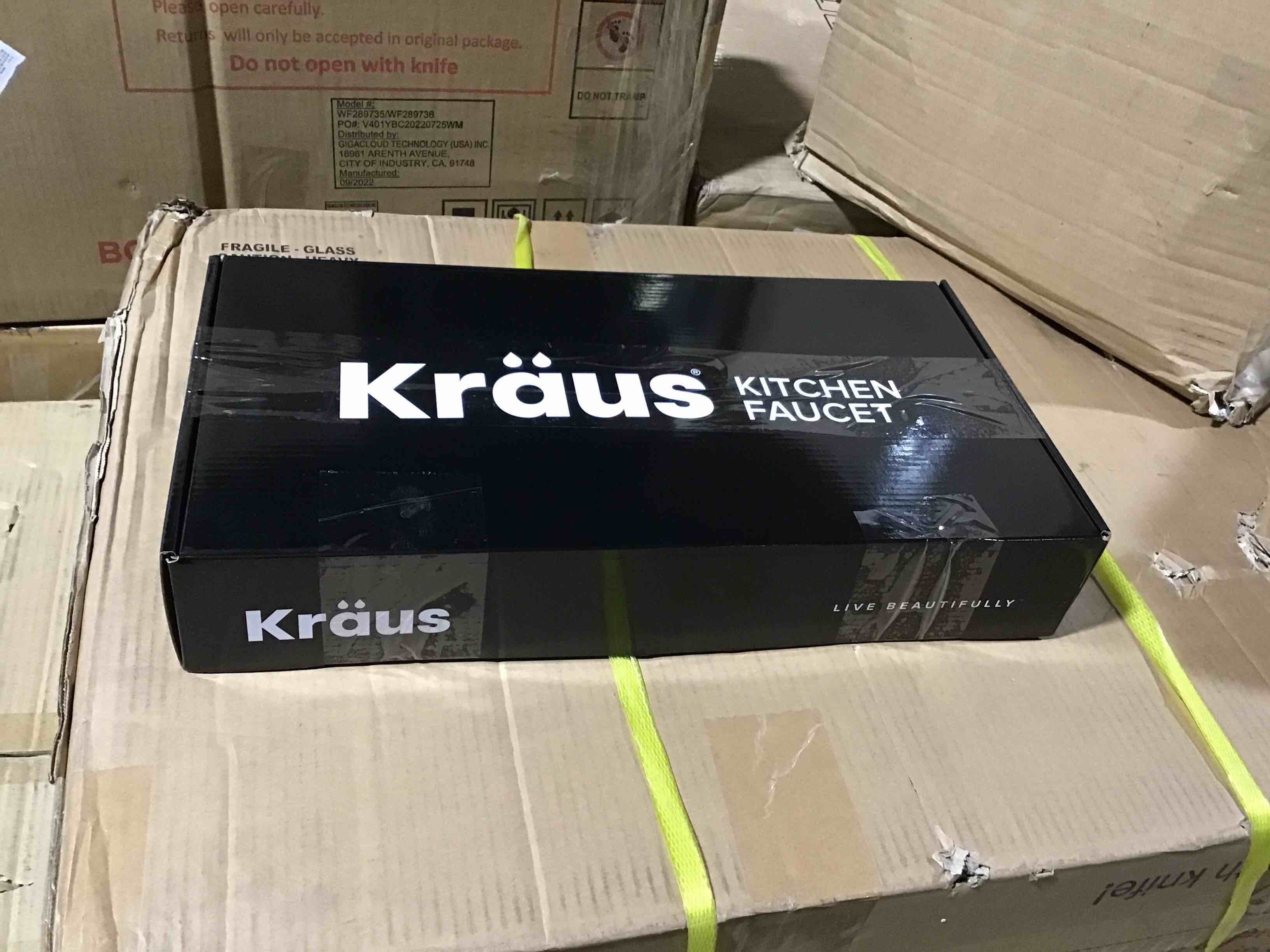 https://s3.amazonaws.com/lotting-images-prod/bidfta/RED4732793_1687181622409.jpeg