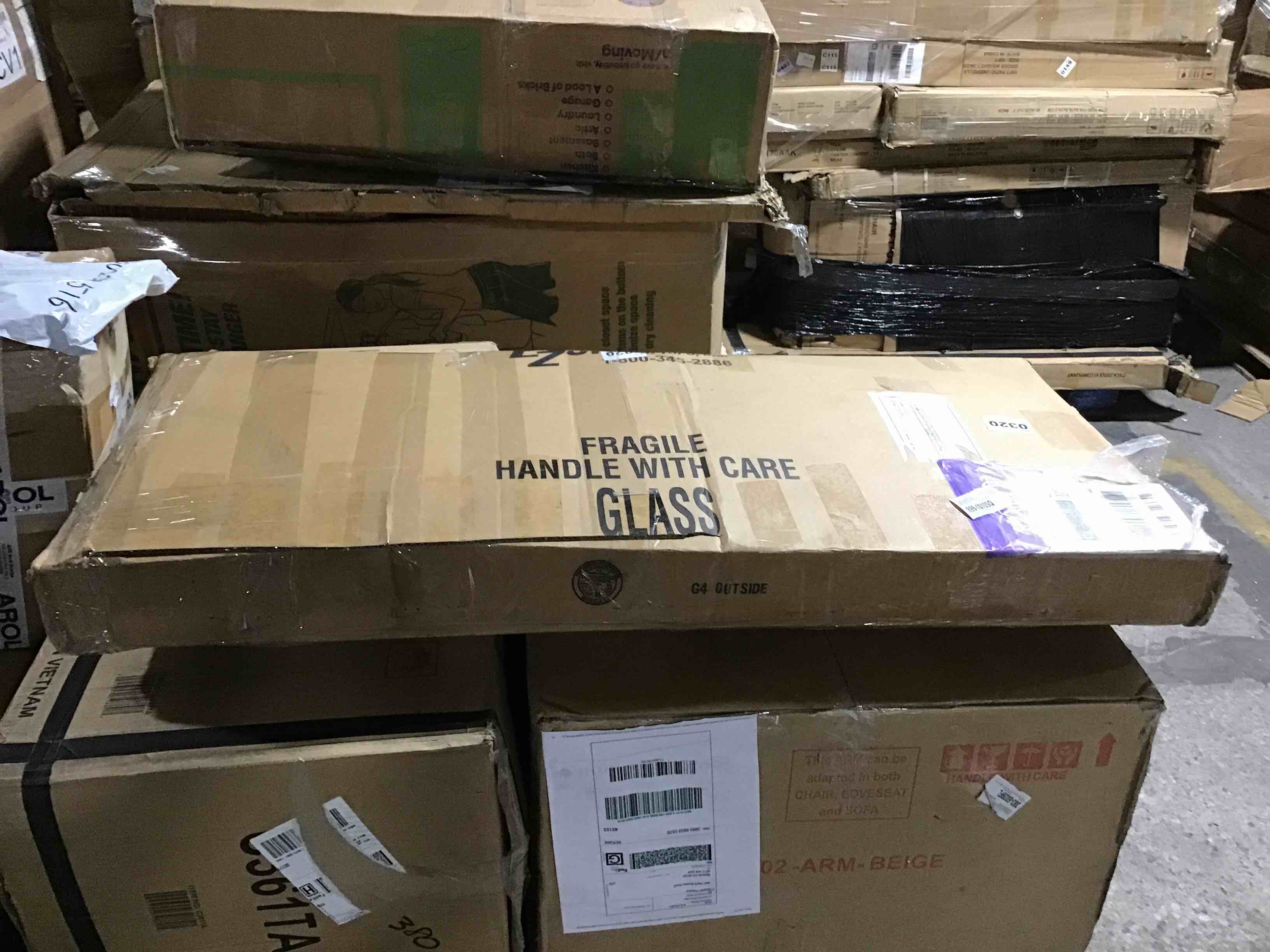 https://s3.amazonaws.com/lotting-images-prod/bidfta/RED4732828_1687202614836.jpeg