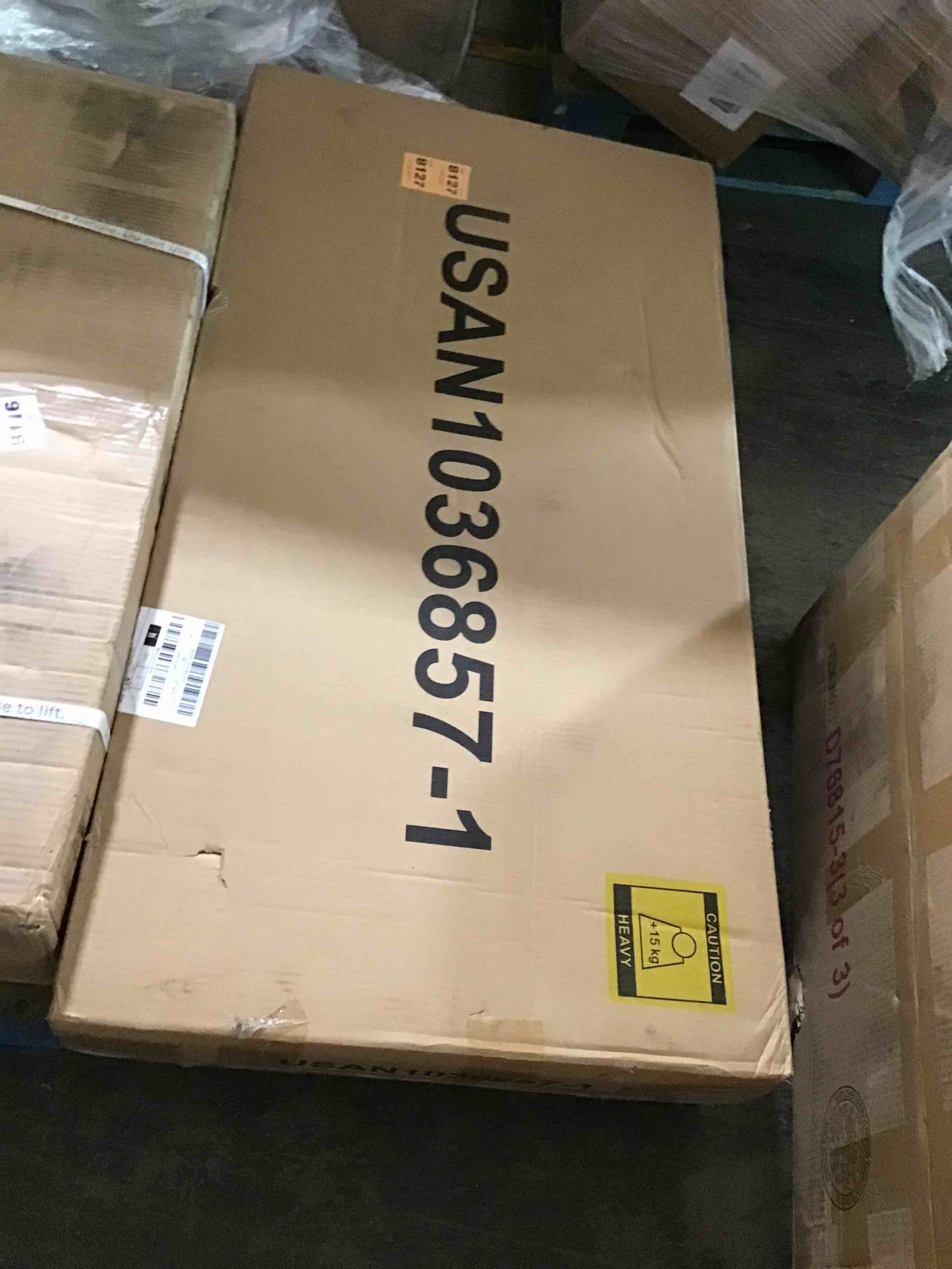 https://s3.amazonaws.com/lotting-images-prod/bidfta/RED4733689_1685537013901.jpeg