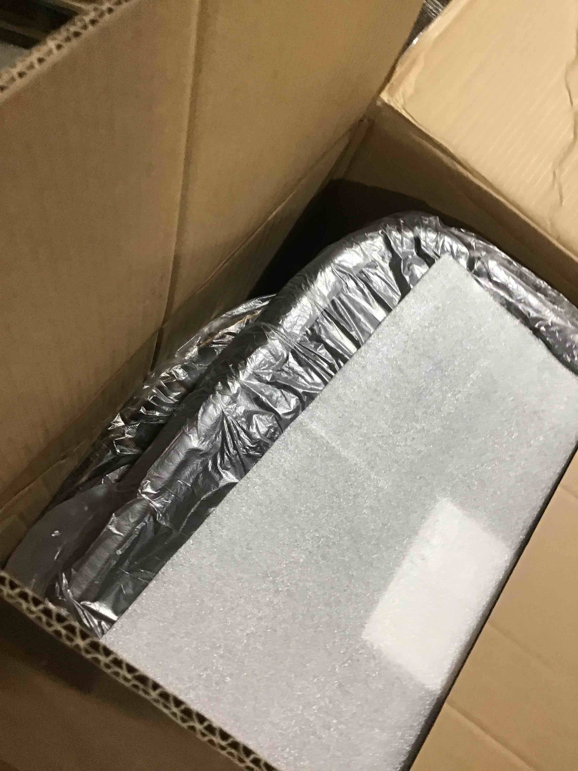 https://s3.amazonaws.com/lotting-images-prod/bidfta/RED4733824_1685627018837.jpeg