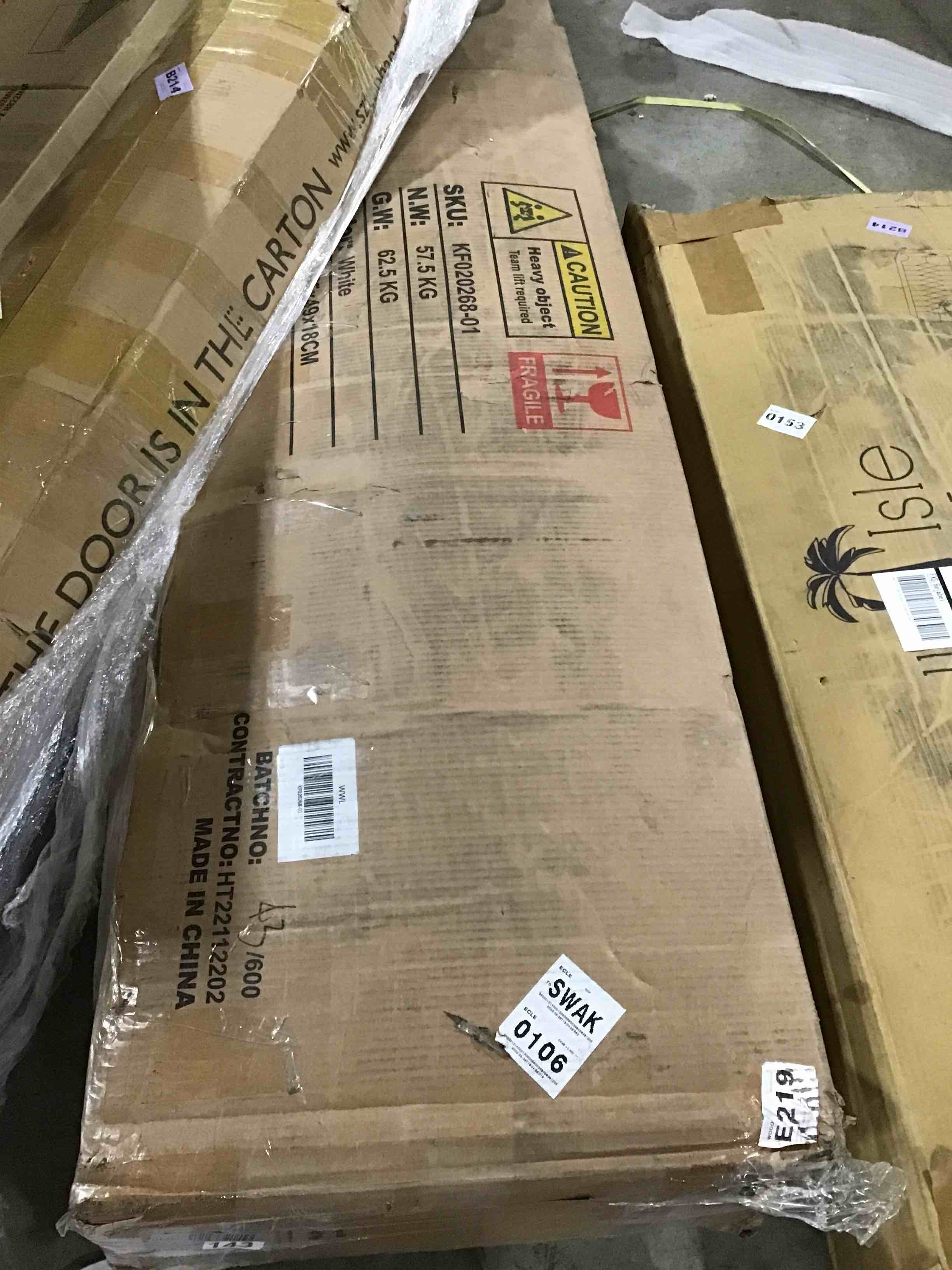 https://s3.amazonaws.com/lotting-images-prod/bidfta/RED4734021_1685968746515.jpeg