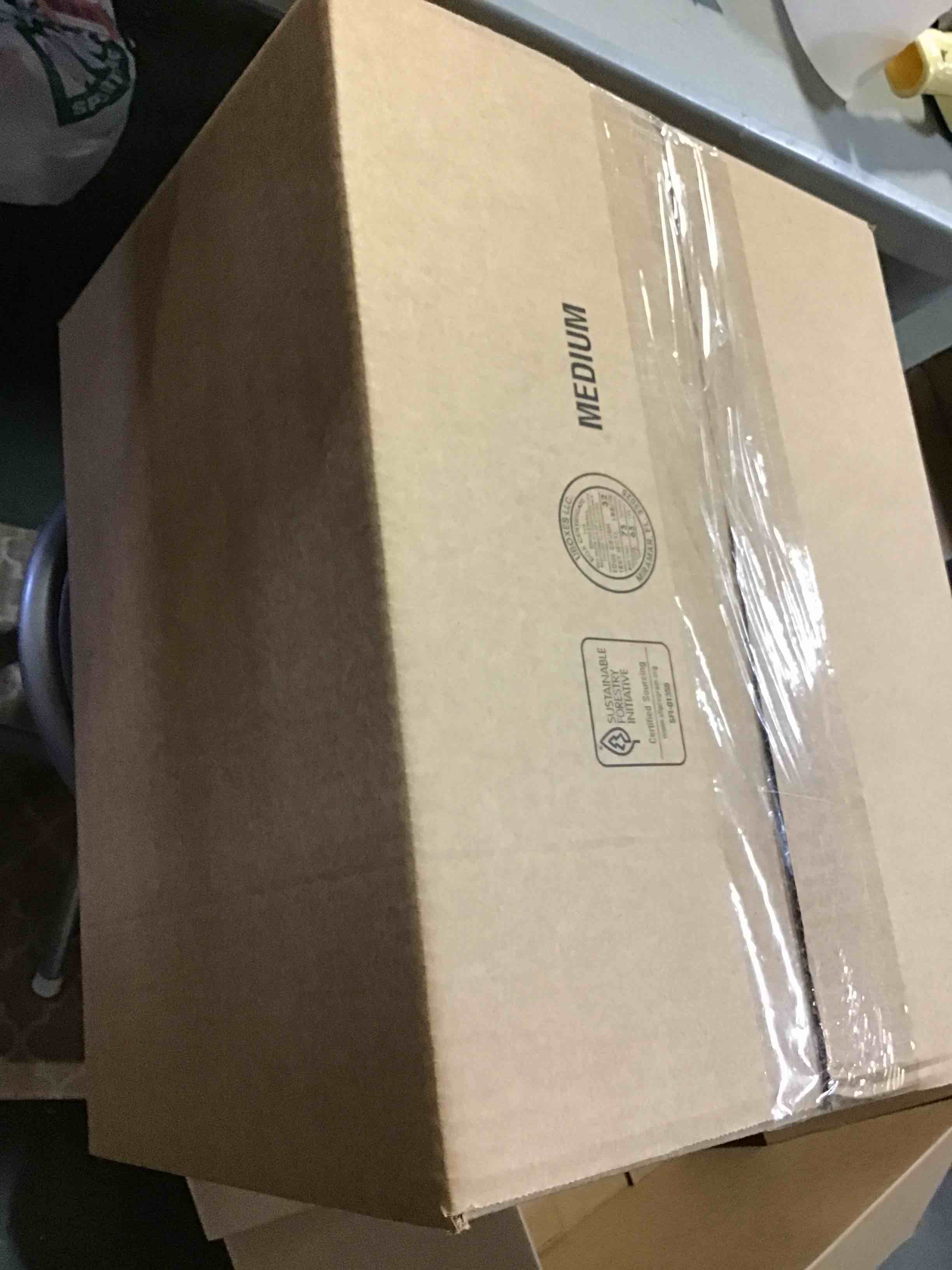 https://s3.amazonaws.com/lotting-images-prod/bidfta/RED4737228_1689179274384.jpeg