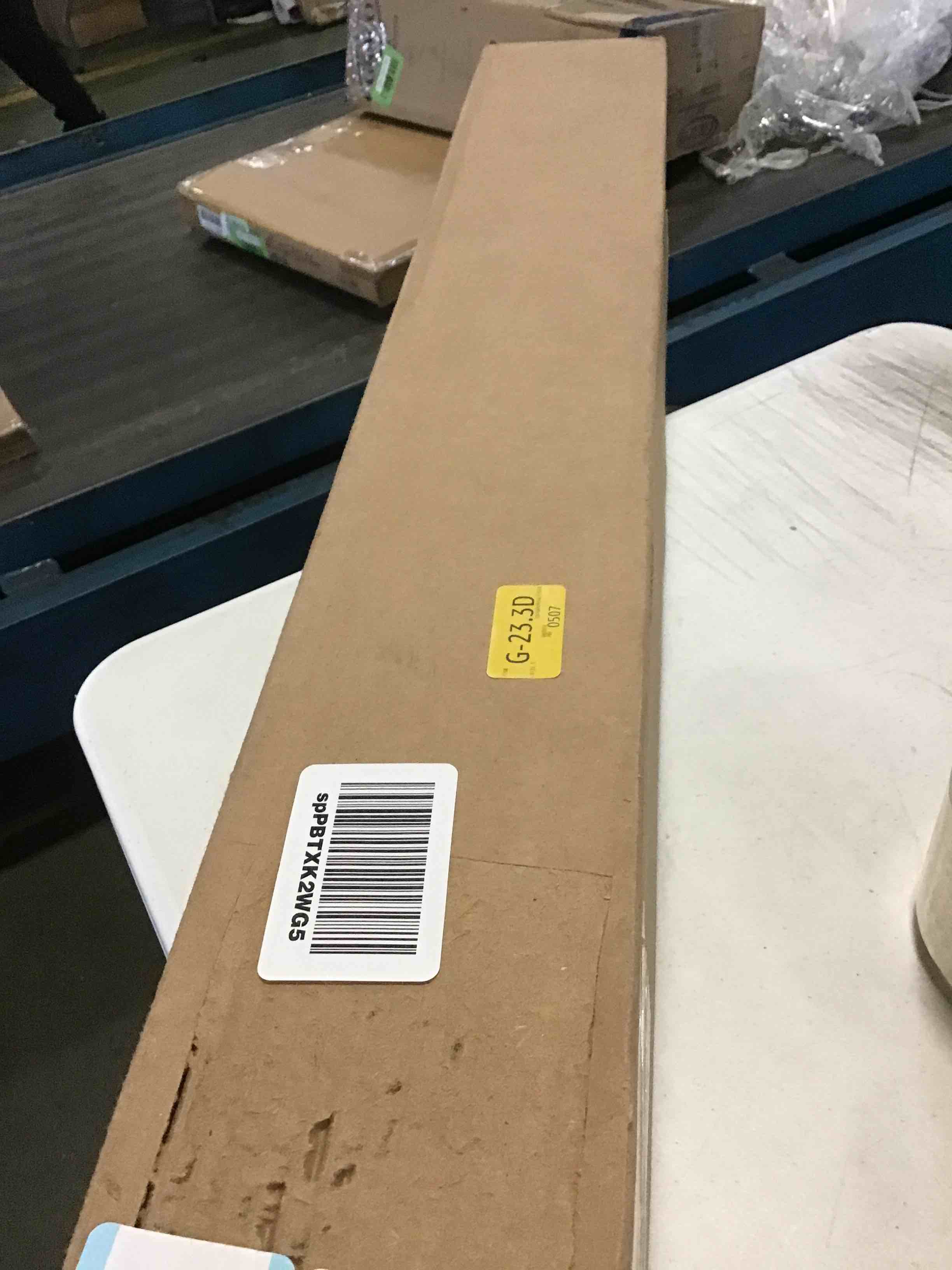 https://s3.amazonaws.com/lotting-images-prod/bidfta/RED4737763_1688996503798.jpeg
