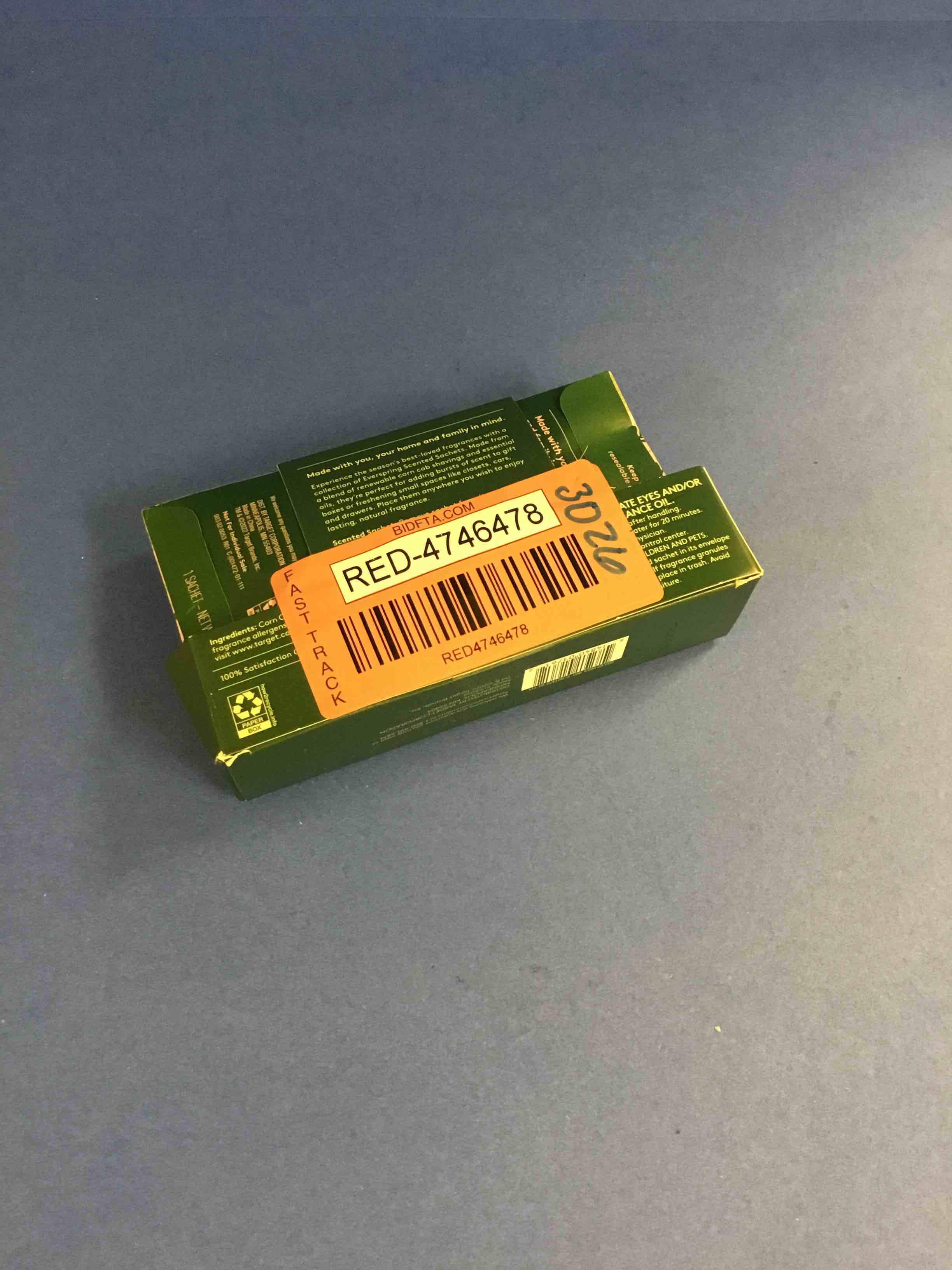 https://s3.amazonaws.com/lotting-images-prod/bidfta/RED4746478_1690470940366.jpeg
