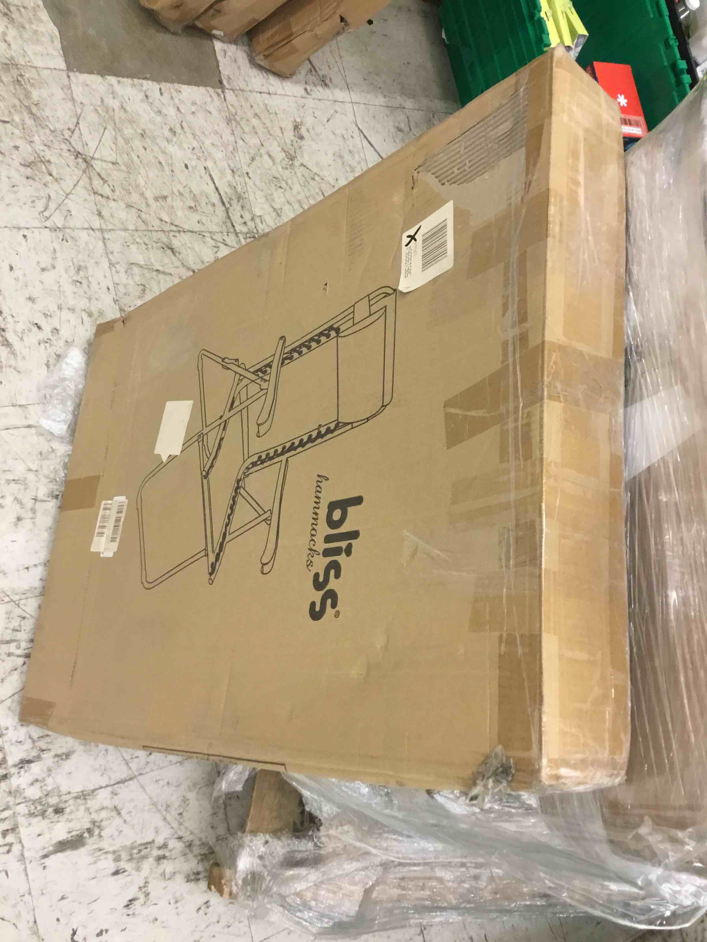 https://s3.amazonaws.com/lotting-images-prod/bidfta/RED4747865_1692209061315.jpeg