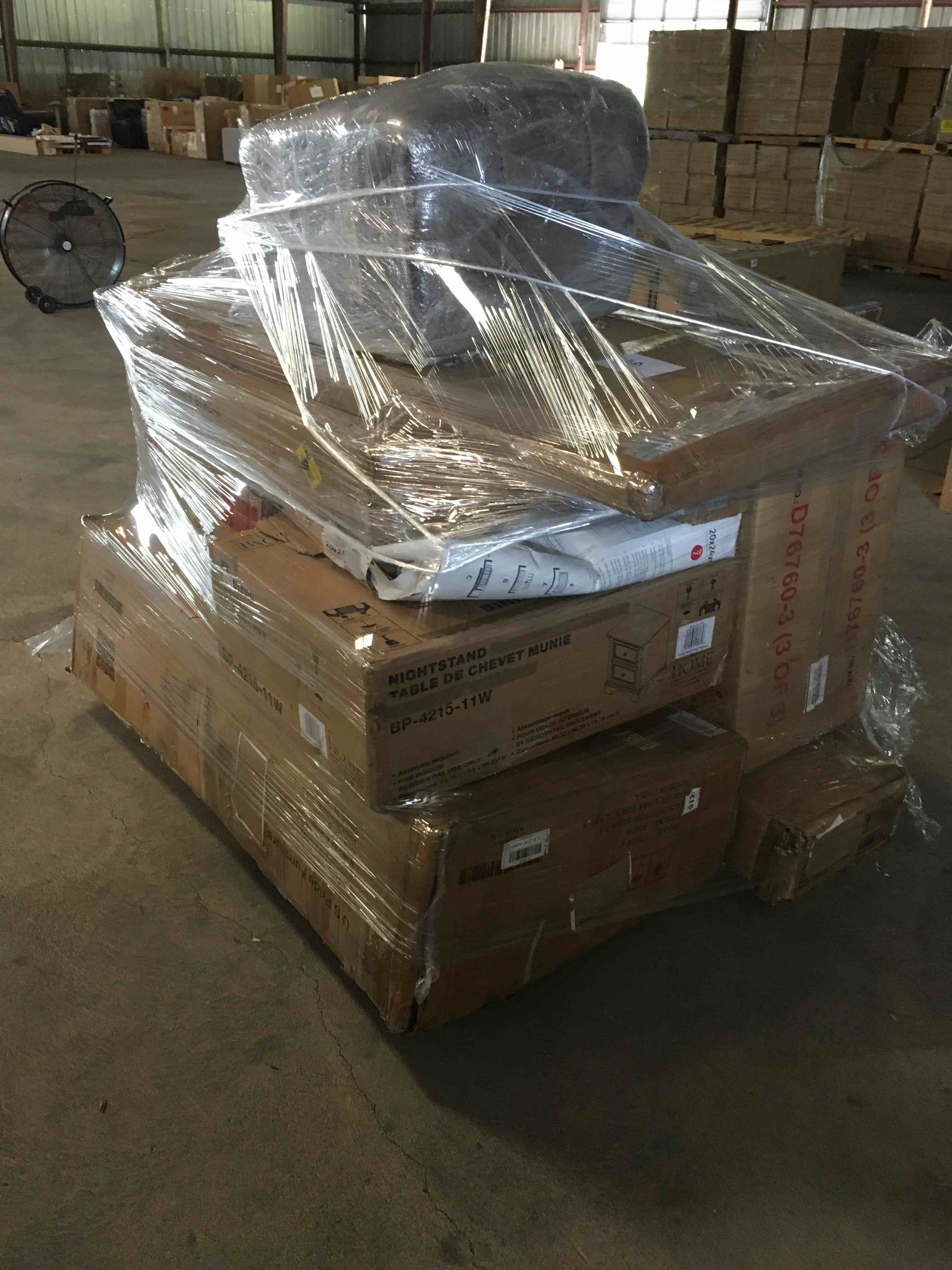 https://s3.amazonaws.com/lotting-images-prod/bidfta/RED4761553_1690313577771.jpeg