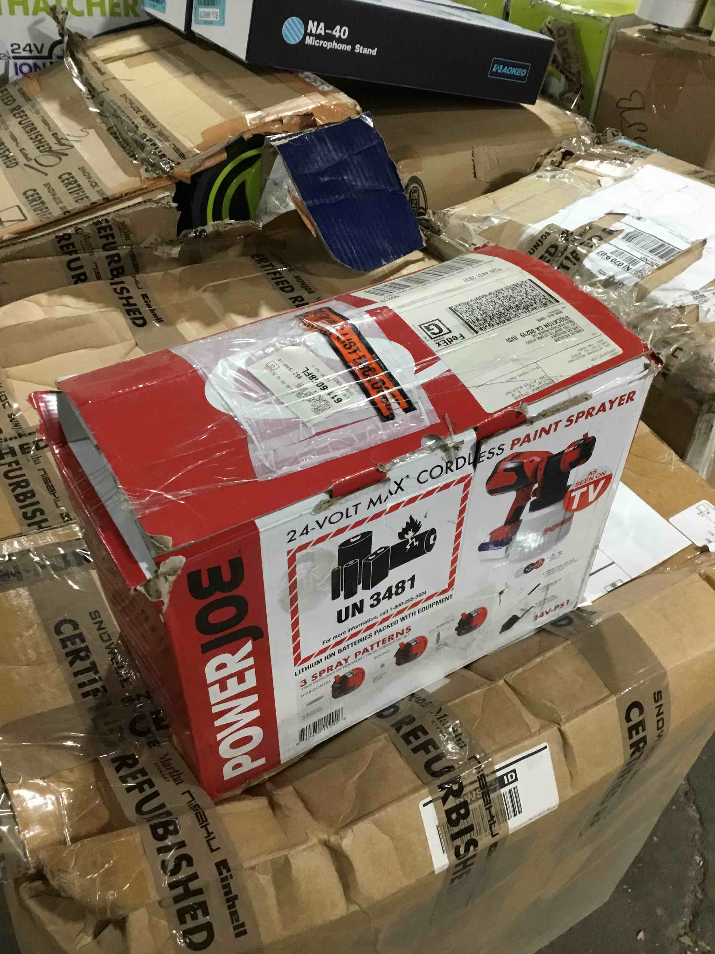 https://s3.amazonaws.com/lotting-images-prod/bidfta/RED4763148_1686063248765.jpeg