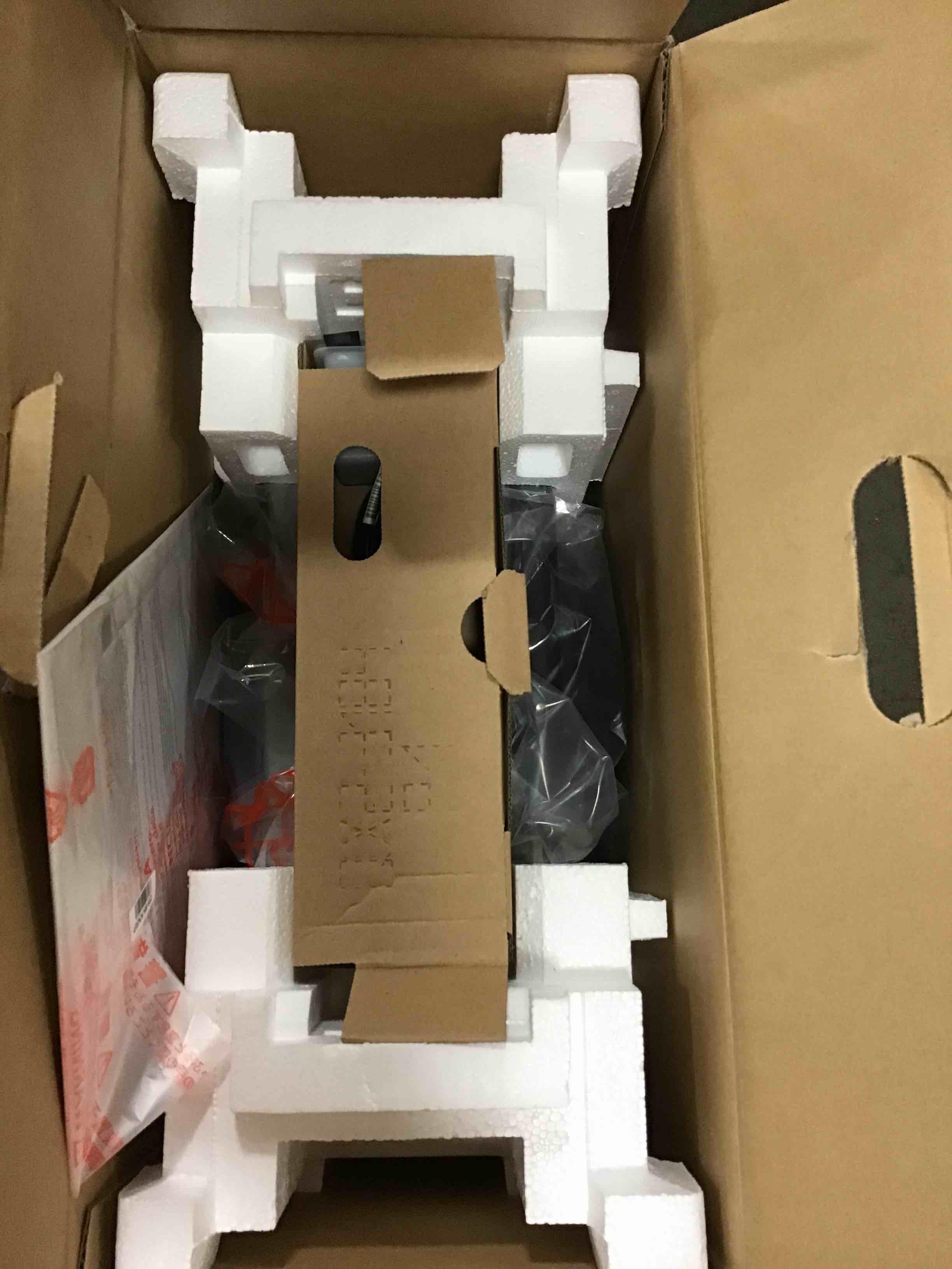 https://s3.amazonaws.com/lotting-images-prod/bidfta/RED4771243_1688129420836.jpeg