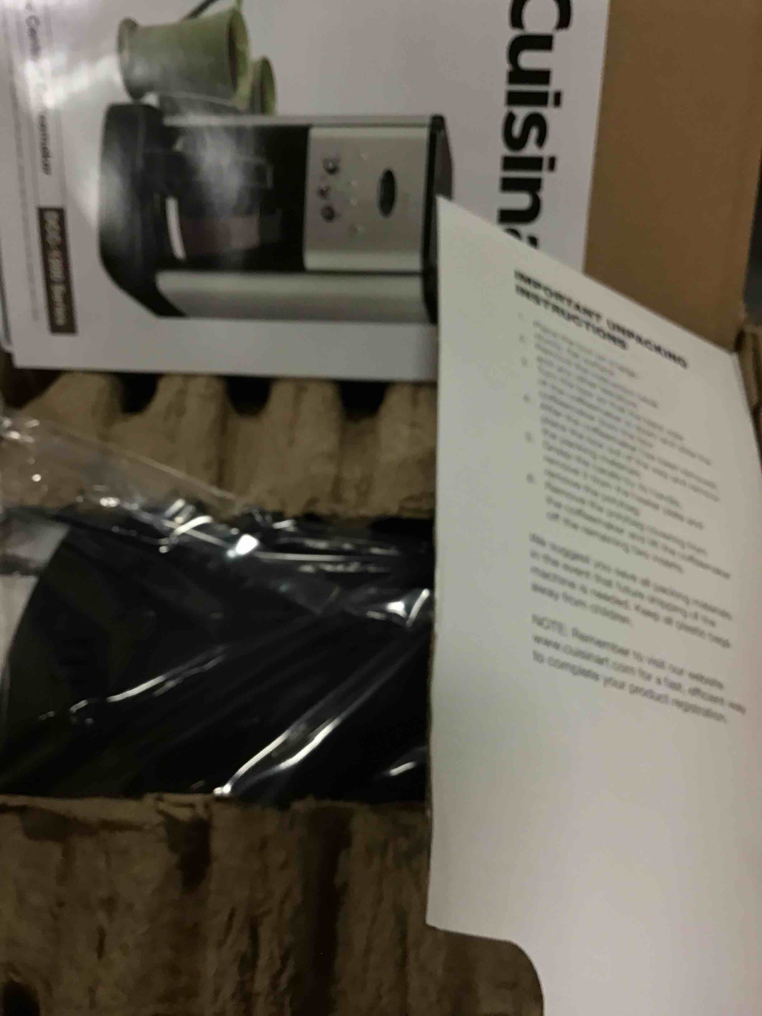 https://s3.amazonaws.com/lotting-images-prod/bidfta/RED4771252_1688130995364.jpeg