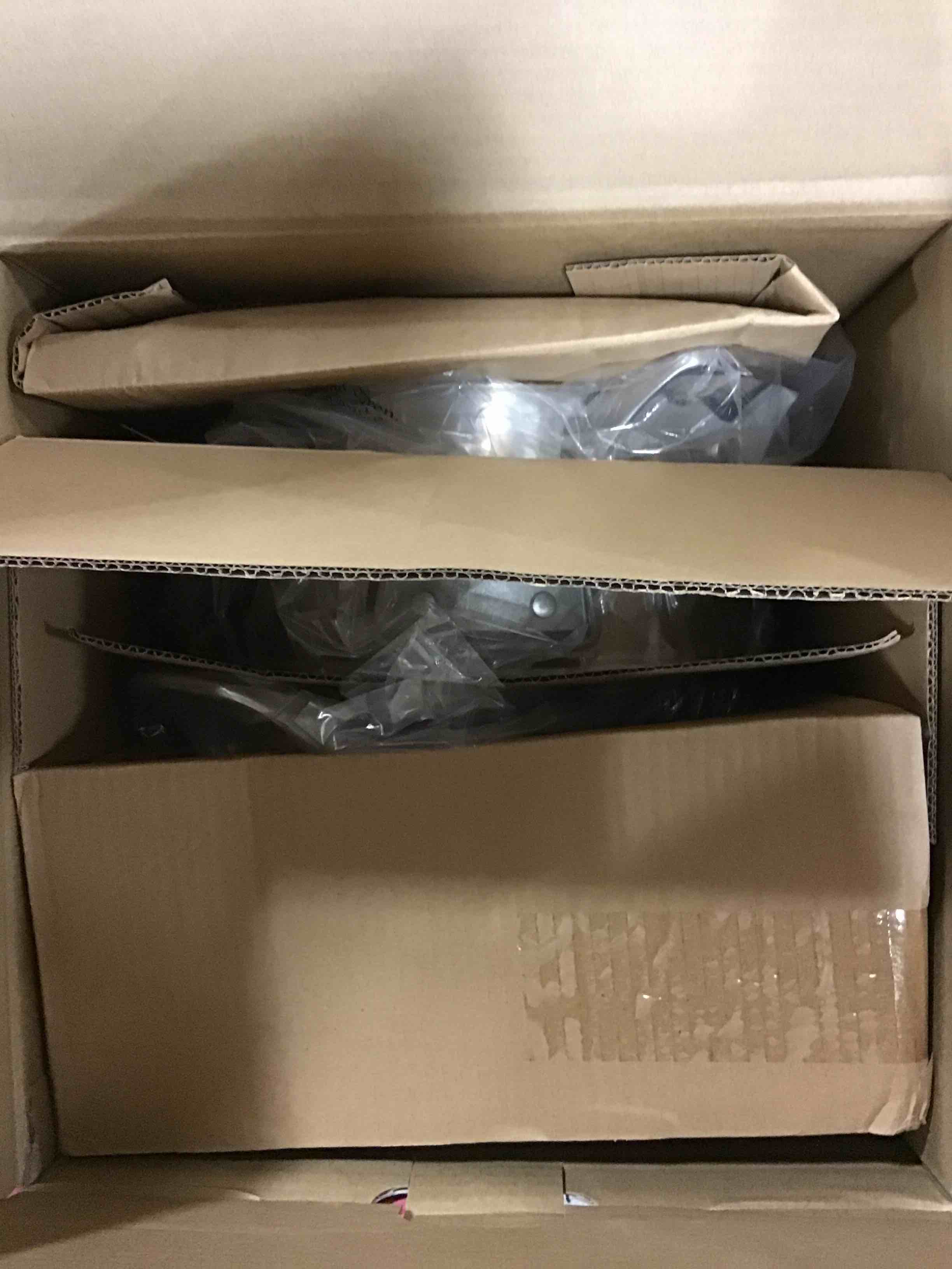 https://s3.amazonaws.com/lotting-images-prod/bidfta/RED4771268_1688136920498.jpeg