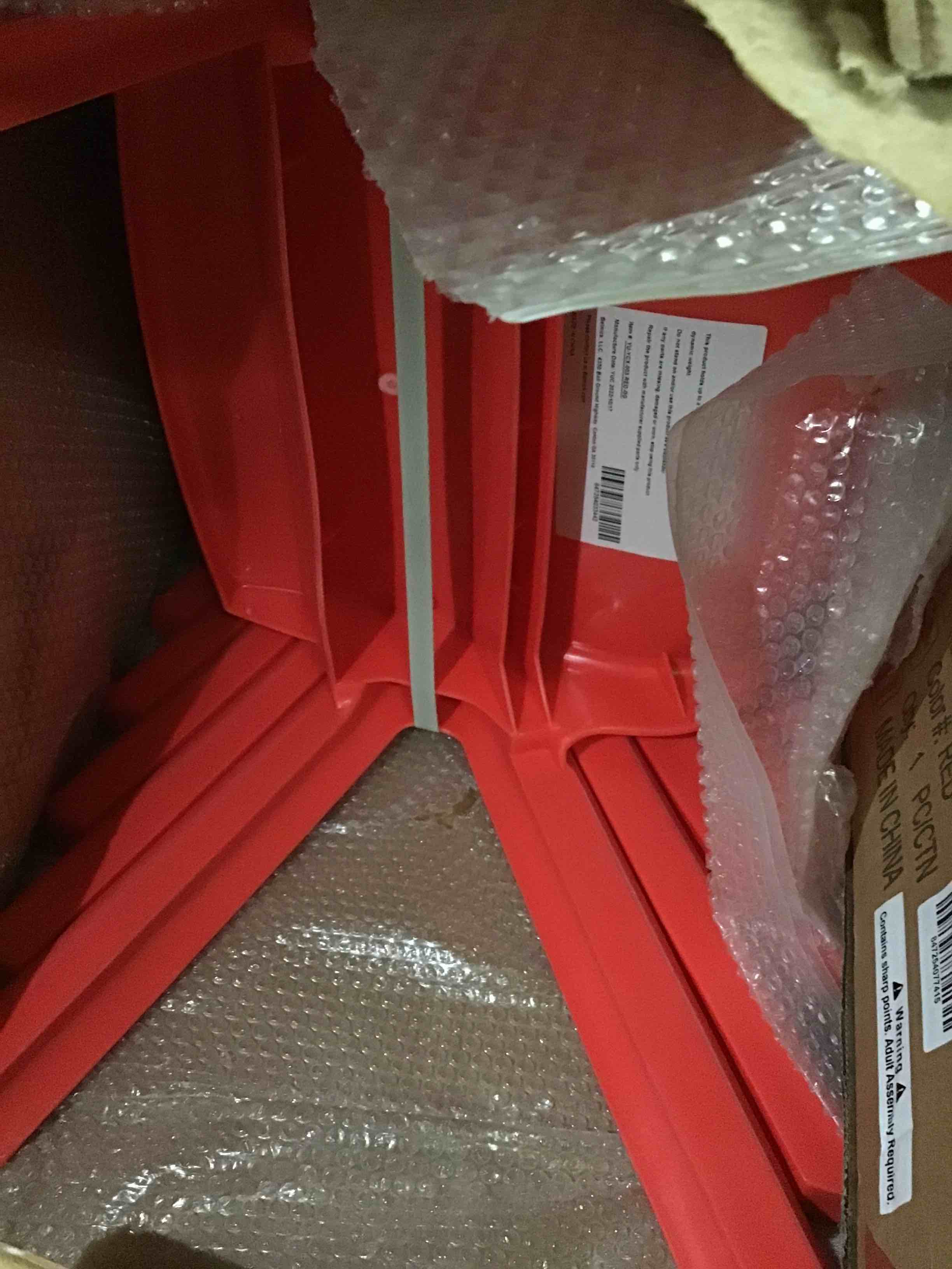 https://s3.amazonaws.com/lotting-images-prod/bidfta/RED4771929_1691169752384.jpeg