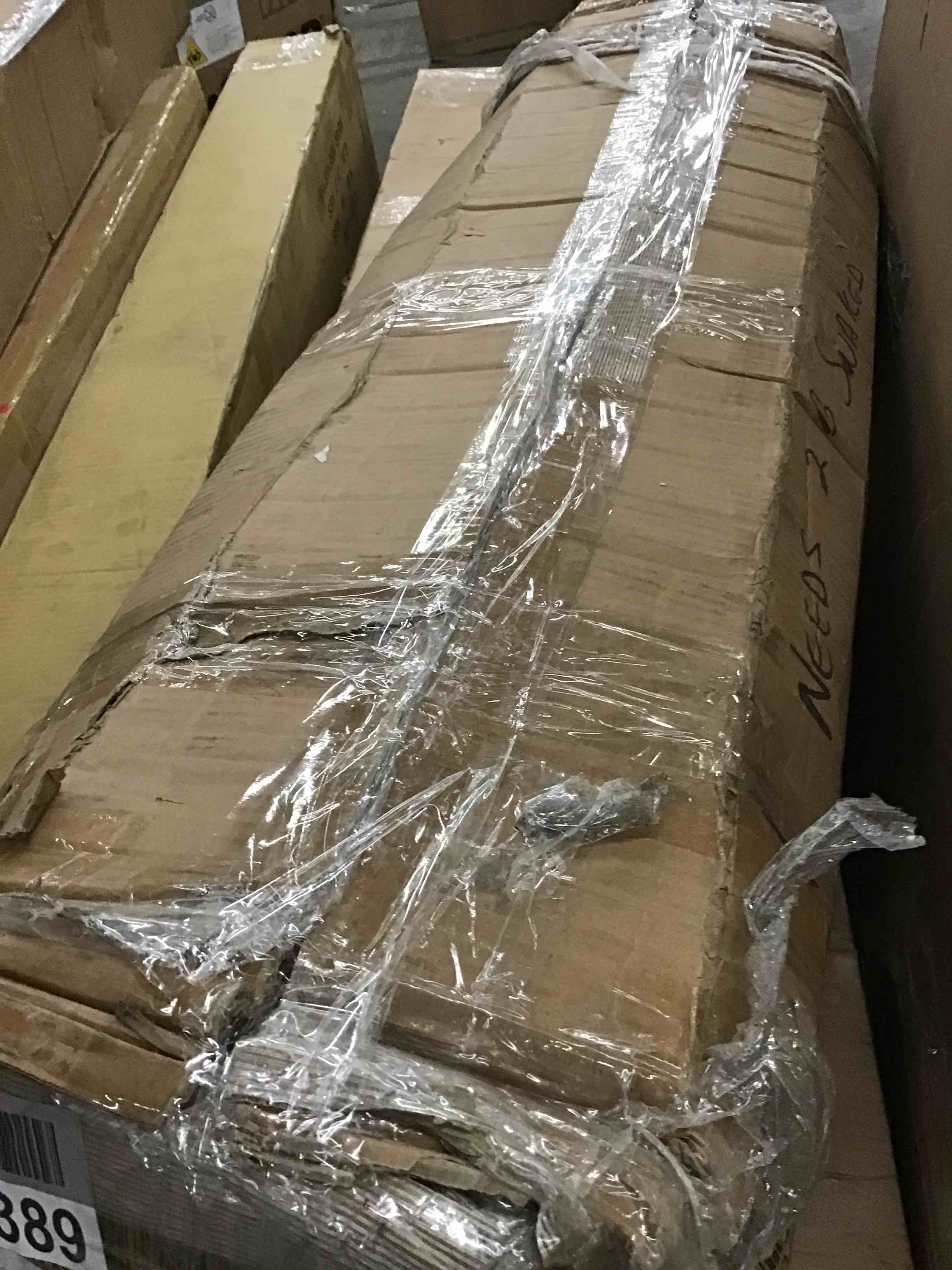 https://s3.amazonaws.com/lotting-images-prod/bidfta/RED4771932_1691175032958.jpeg