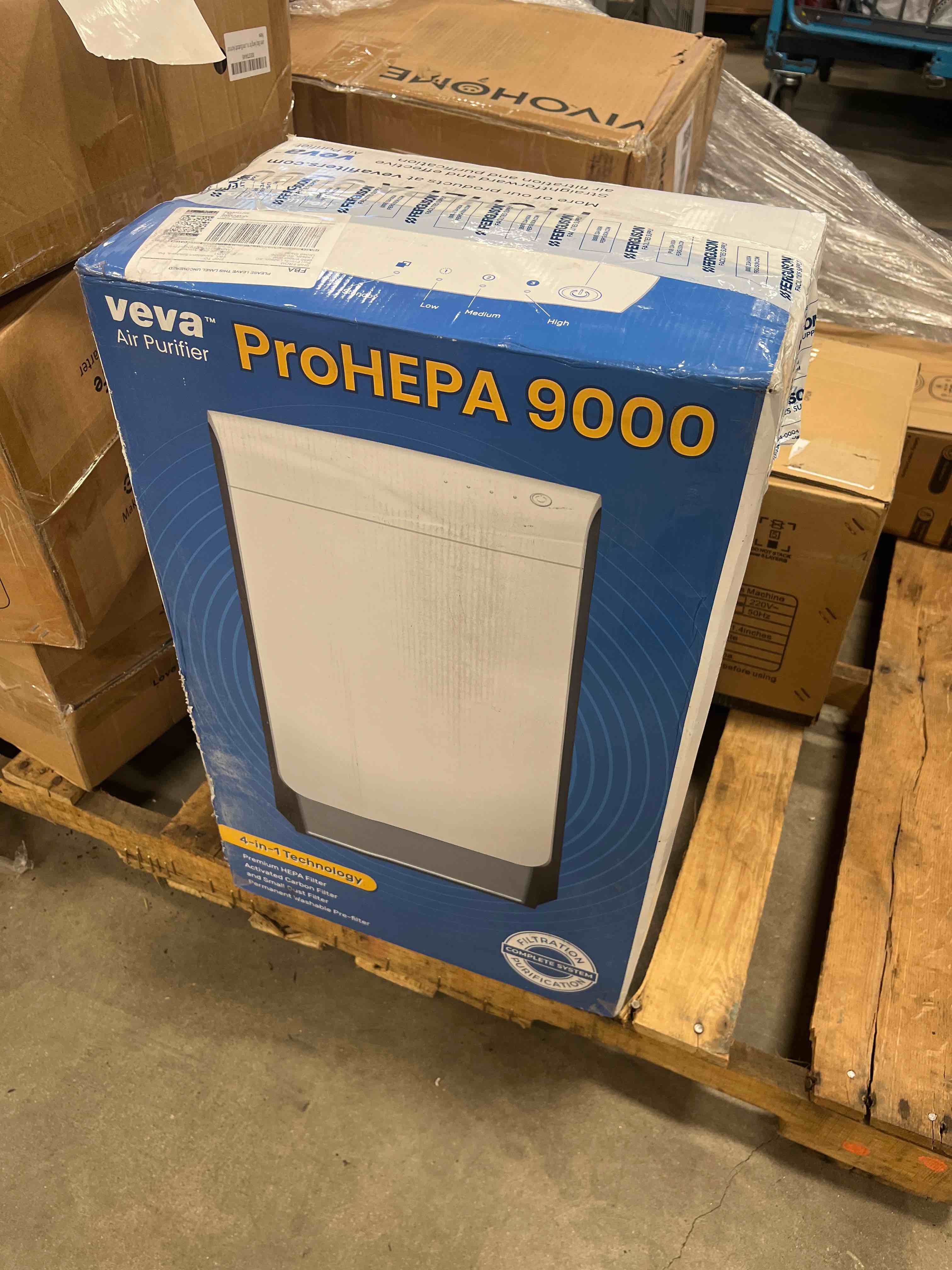 https://s3.amazonaws.com/lotting-images-prod/bidfta/RED4775900_1707323429432.jpeg