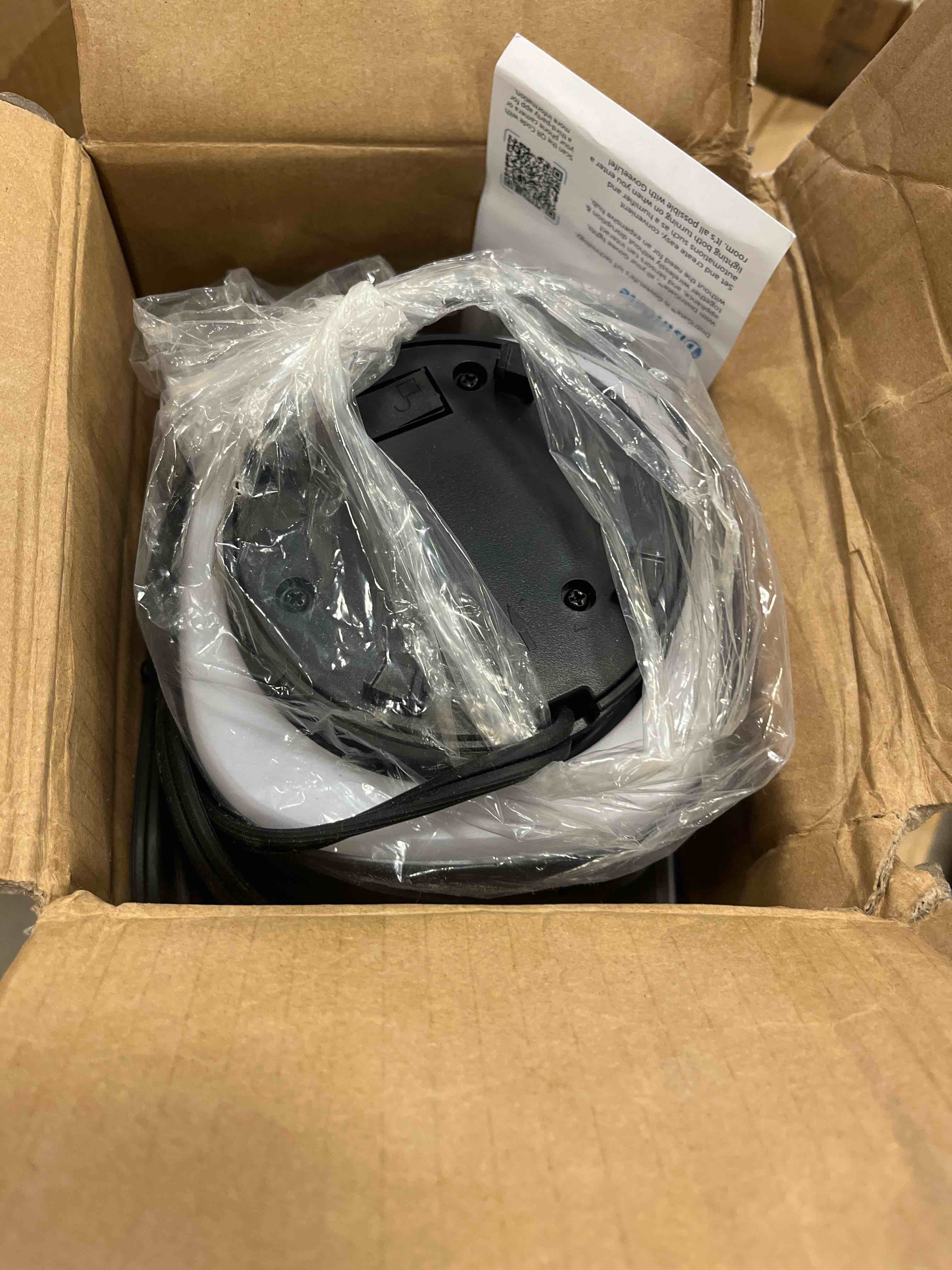https://s3.amazonaws.com/lotting-images-prod/bidfta/RED4775903_1707323908972.jpeg