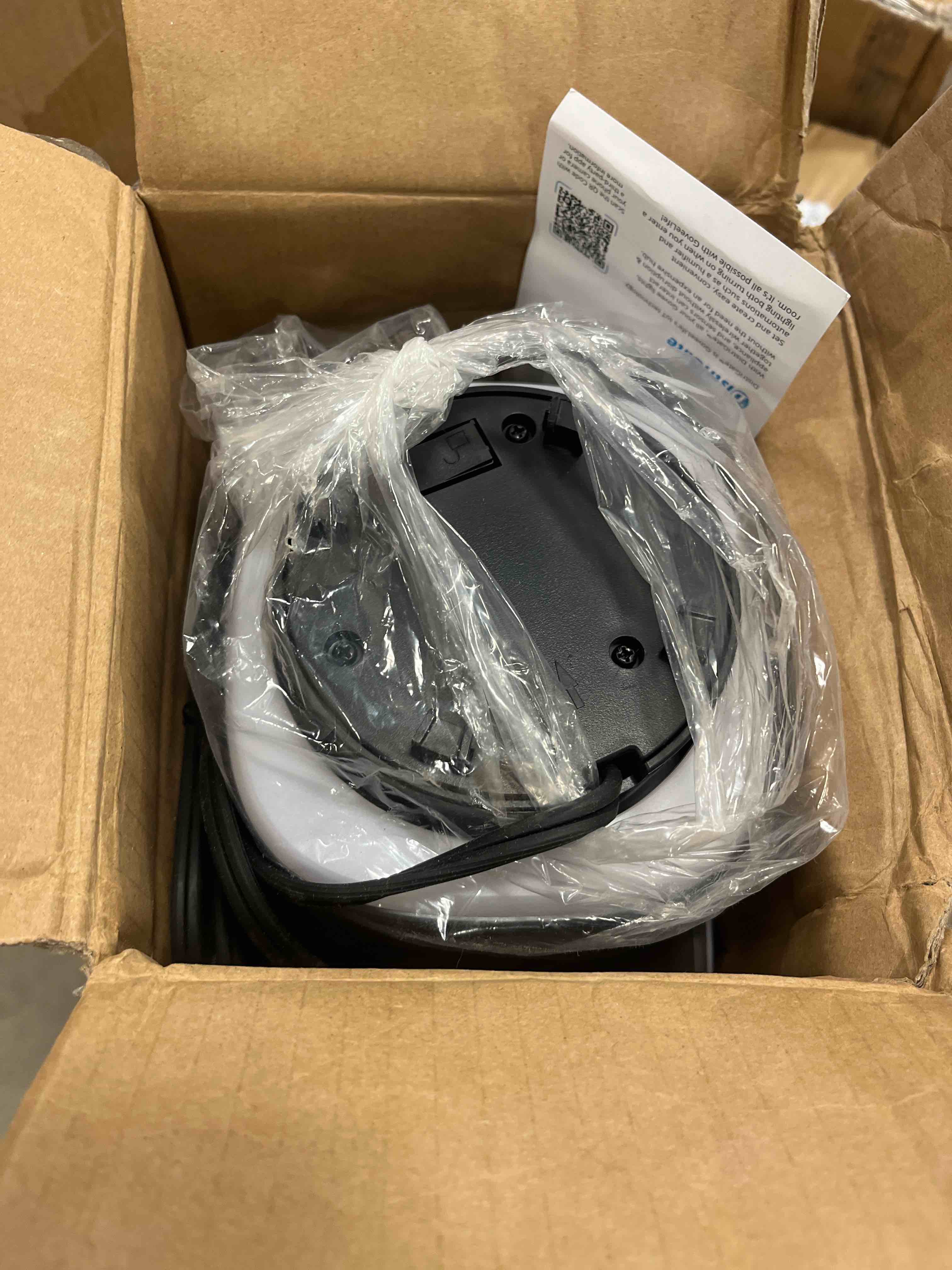 https://s3.amazonaws.com/lotting-images-prod/bidfta/RED4775903_1707323910158.jpeg