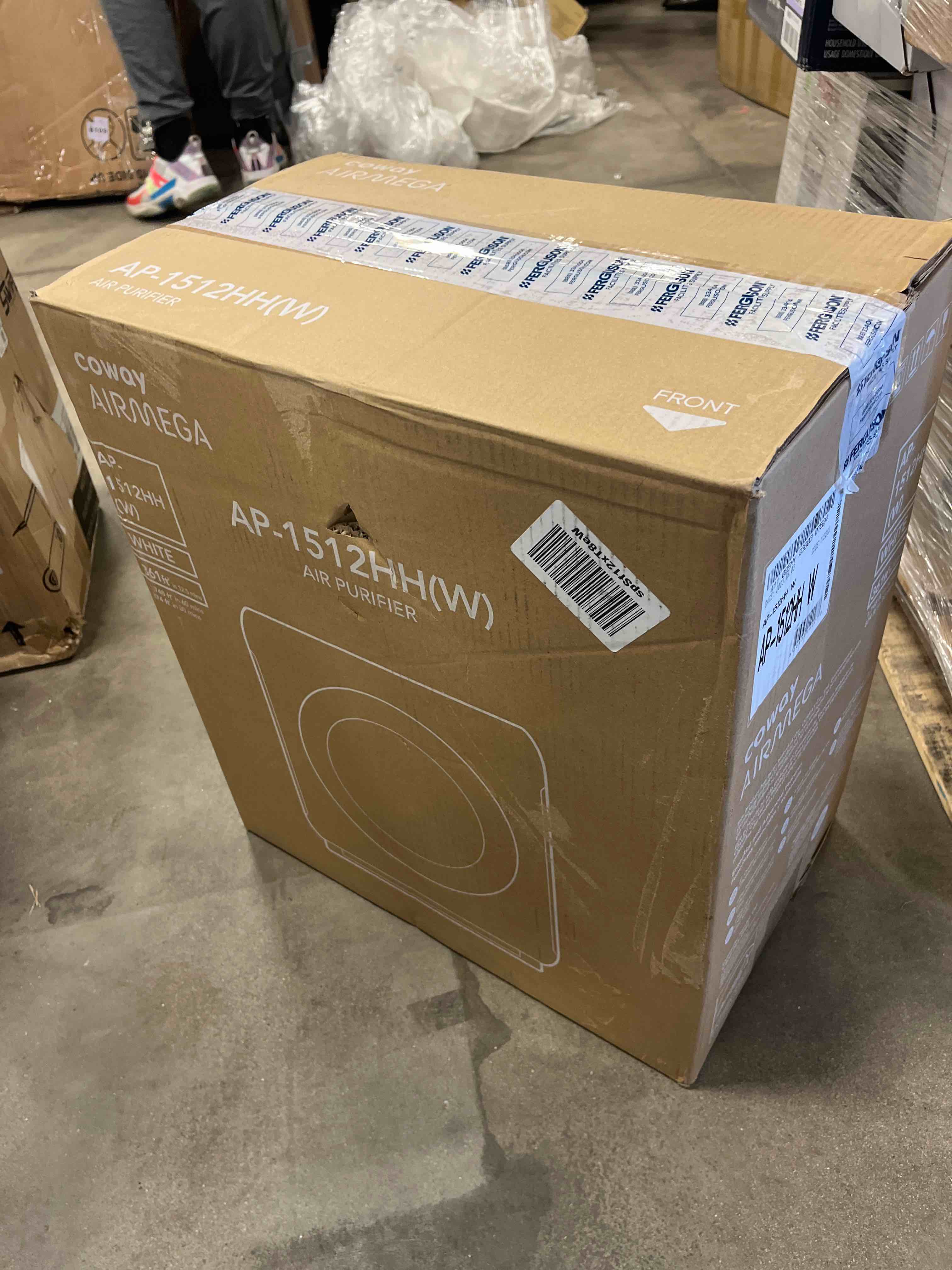 https://s3.amazonaws.com/lotting-images-prod/bidfta/RED4775912_1707328472236.jpeg