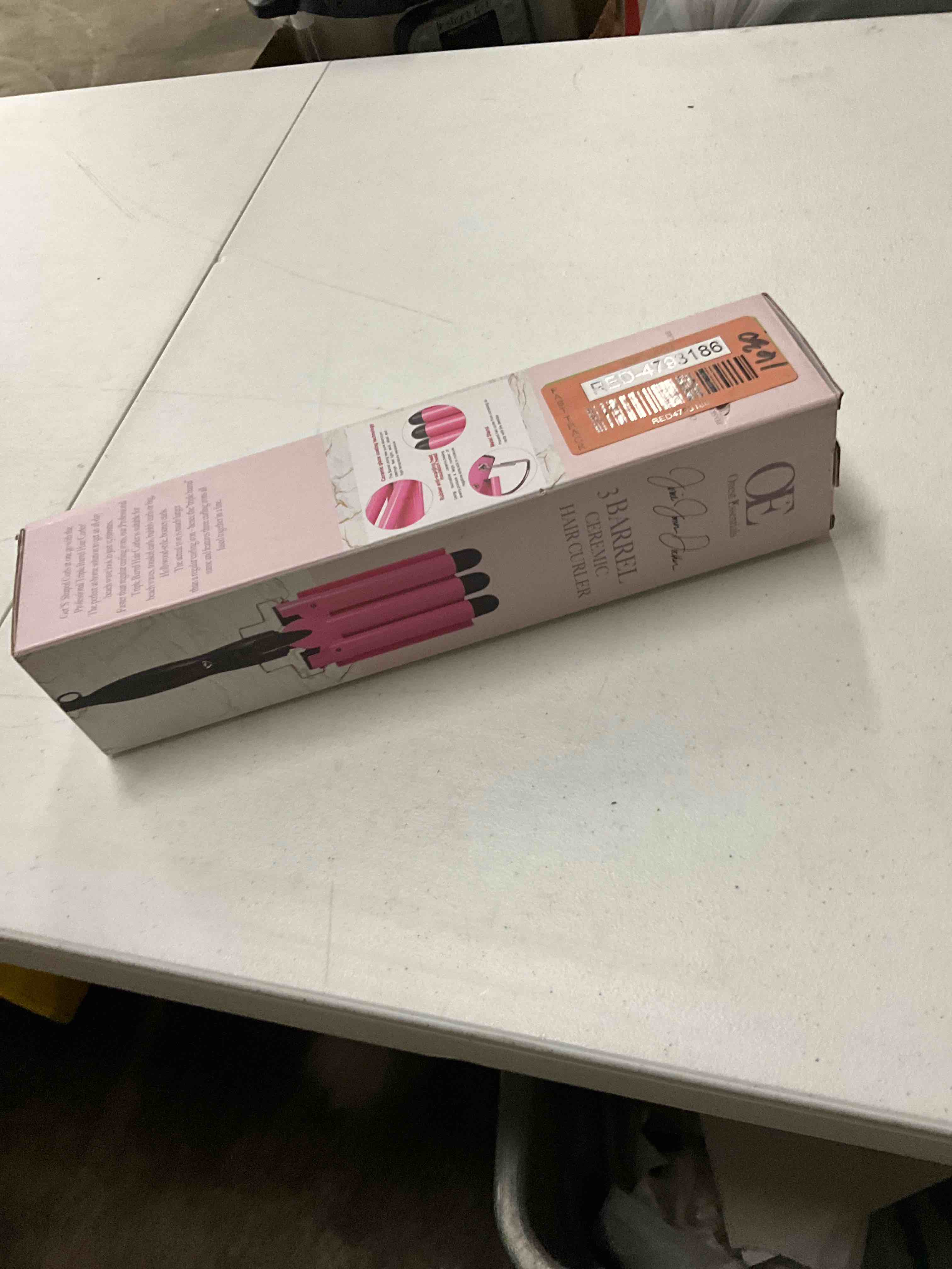 https://s3.amazonaws.com/lotting-images-prod/bidfta/RED4793186_1692034777372.jpeg
