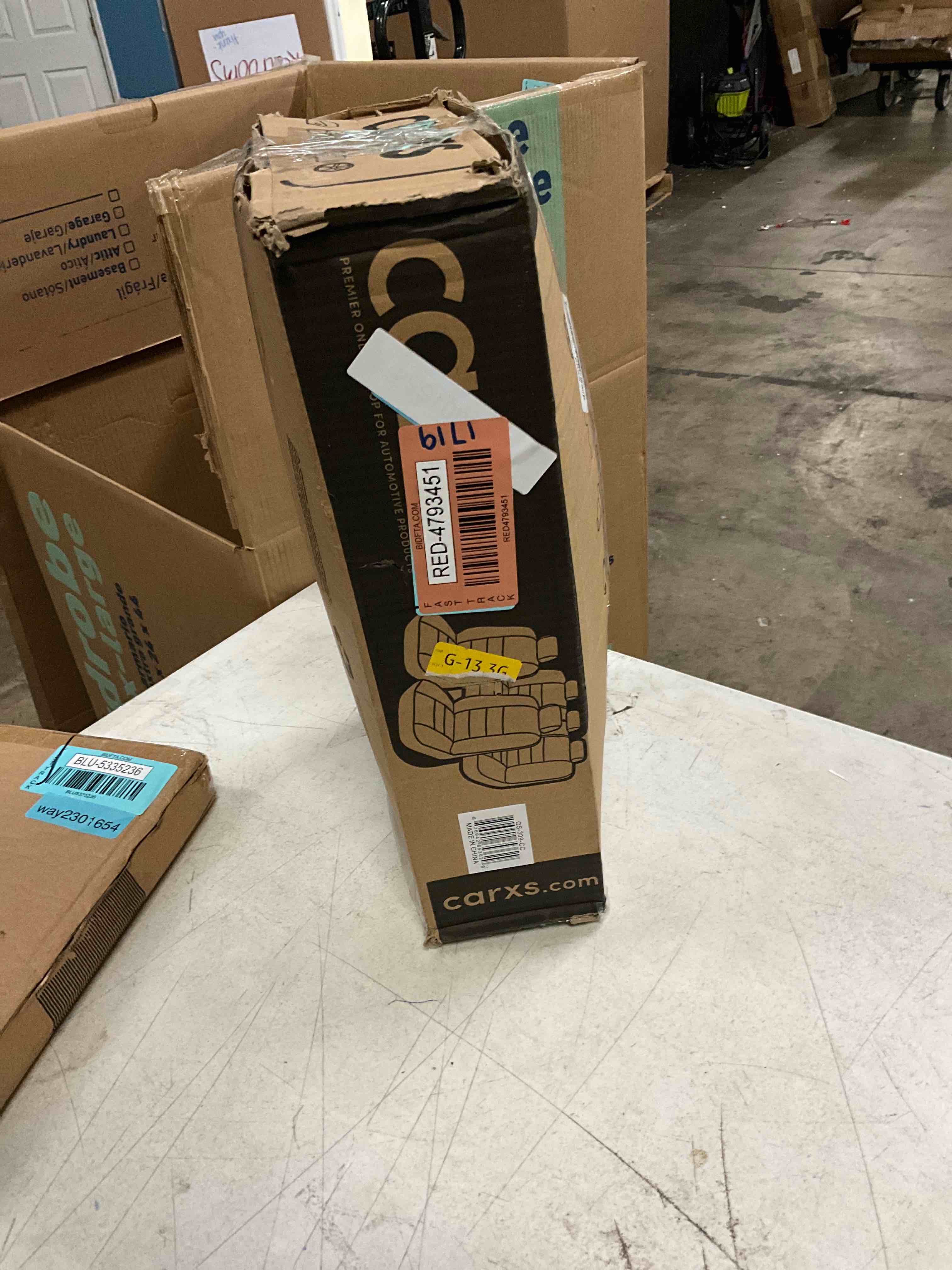 https://s3.amazonaws.com/lotting-images-prod/bidfta/RED4793451_1693403652691.jpeg