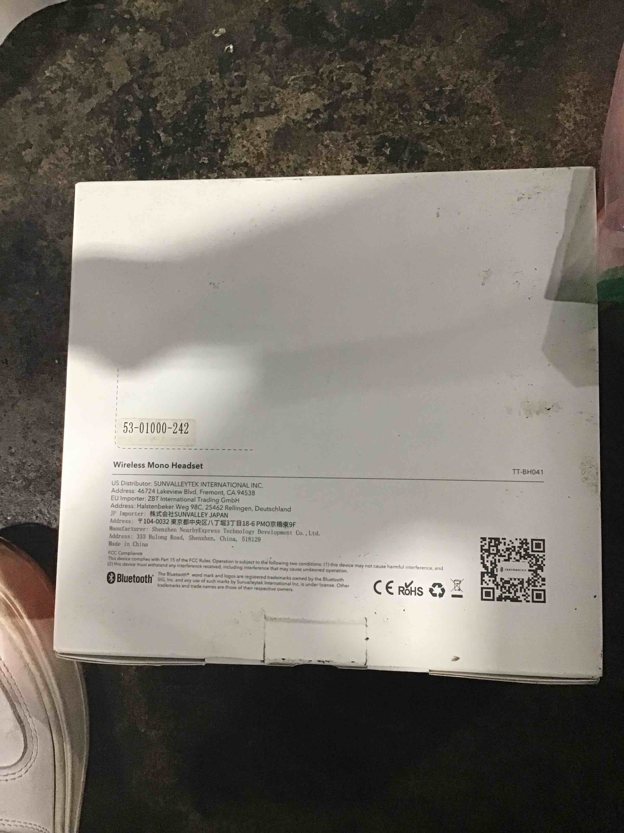 https://s3.amazonaws.com/lotting-images-prod/bidfta/RED4803764_1688584454953.jpeg