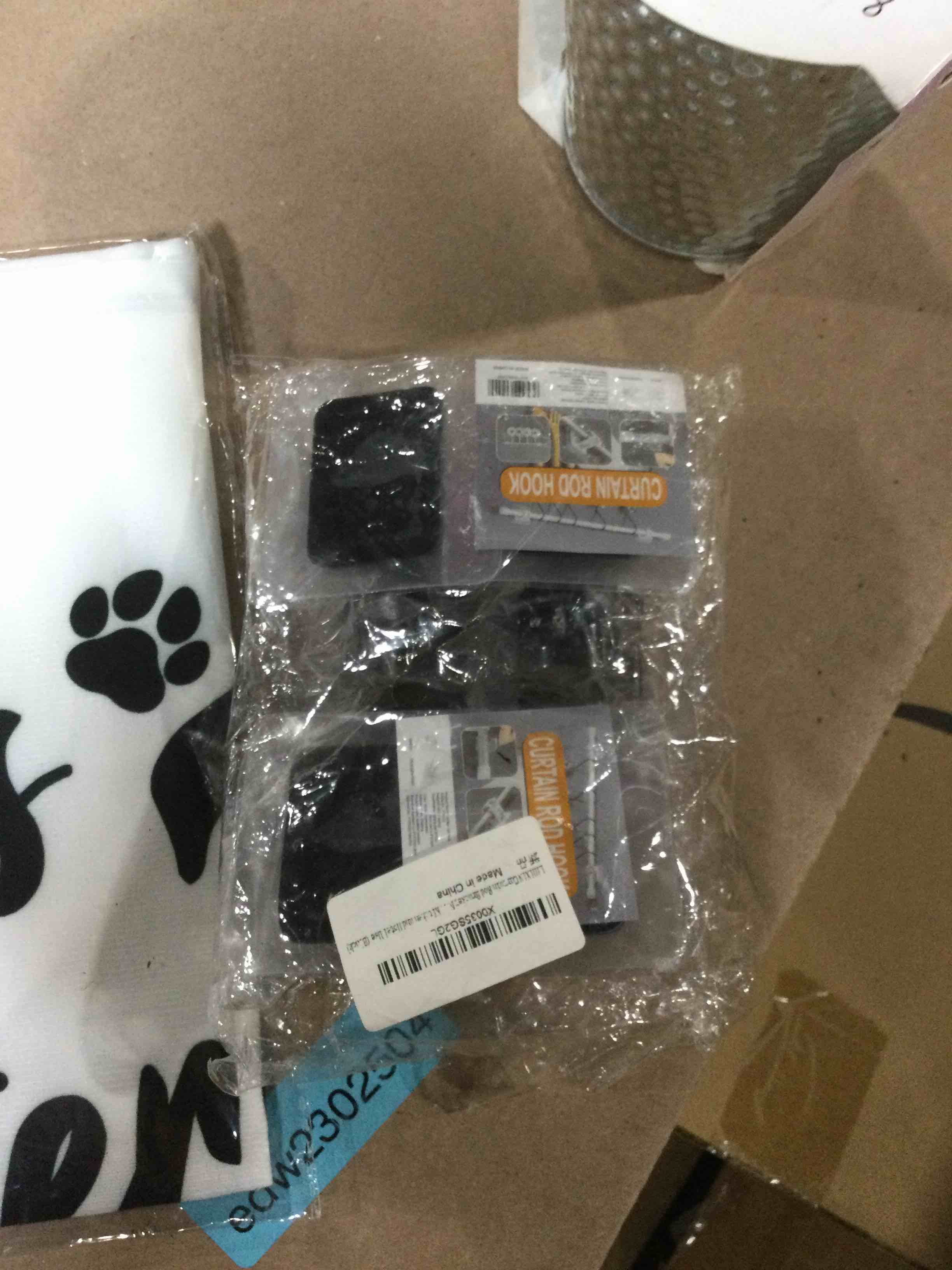 https://s3.amazonaws.com/lotting-images-prod/bidfta/RED4804460_1689079757097.jpeg