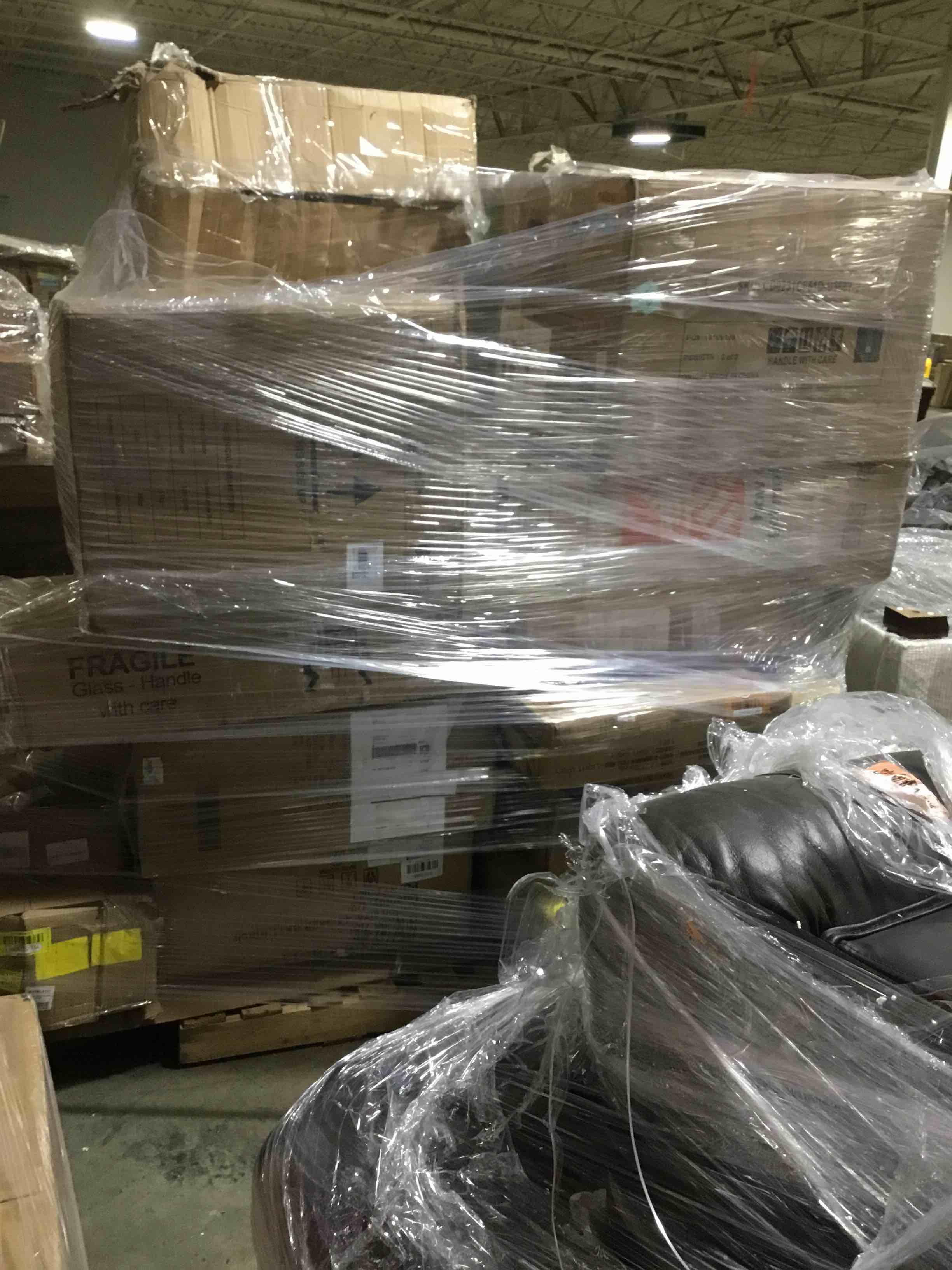 https://s3.amazonaws.com/lotting-images-prod/bidfta/RED4808799_1706643104910.jpeg