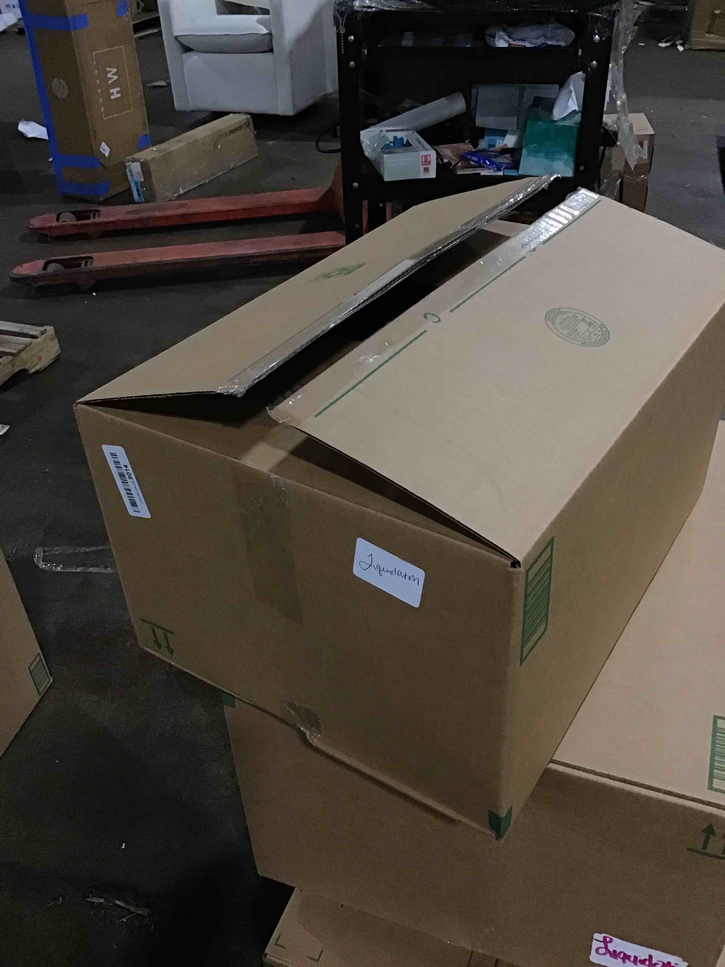 https://s3.amazonaws.com/lotting-images-prod/bidfta/RED4810993_1692121082011.jpeg