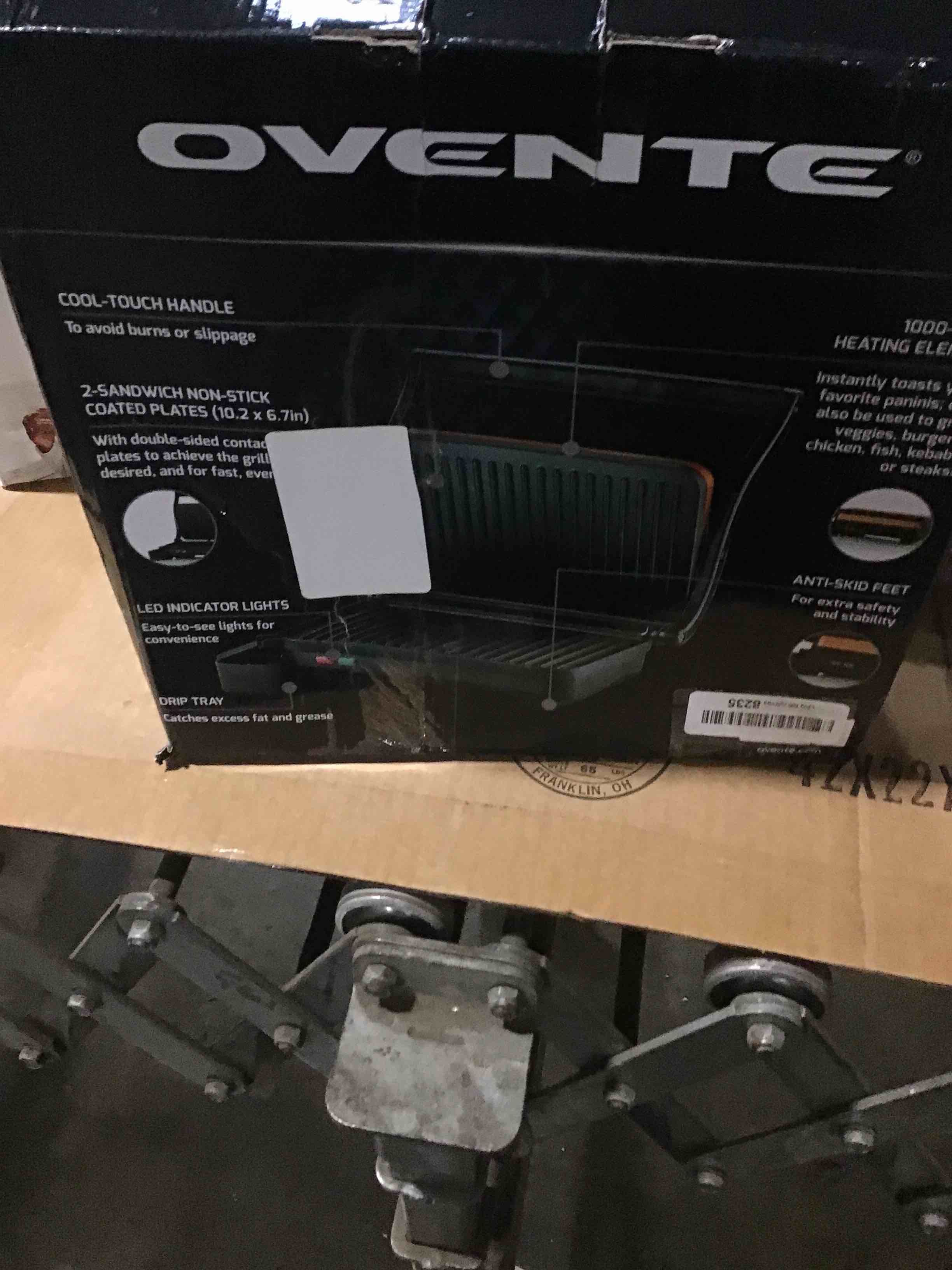 https://s3.amazonaws.com/lotting-images-prod/bidfta/RED4811355_1692279261900.jpeg