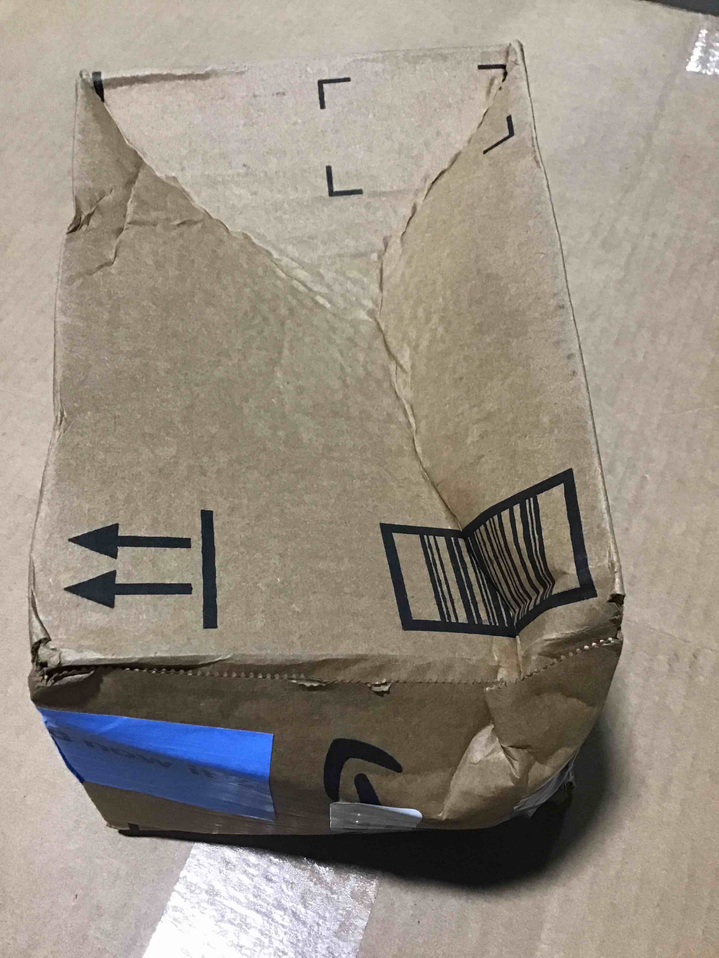 https://s3.amazonaws.com/lotting-images-prod/bidfta/RED4811361_1692278611190.jpeg