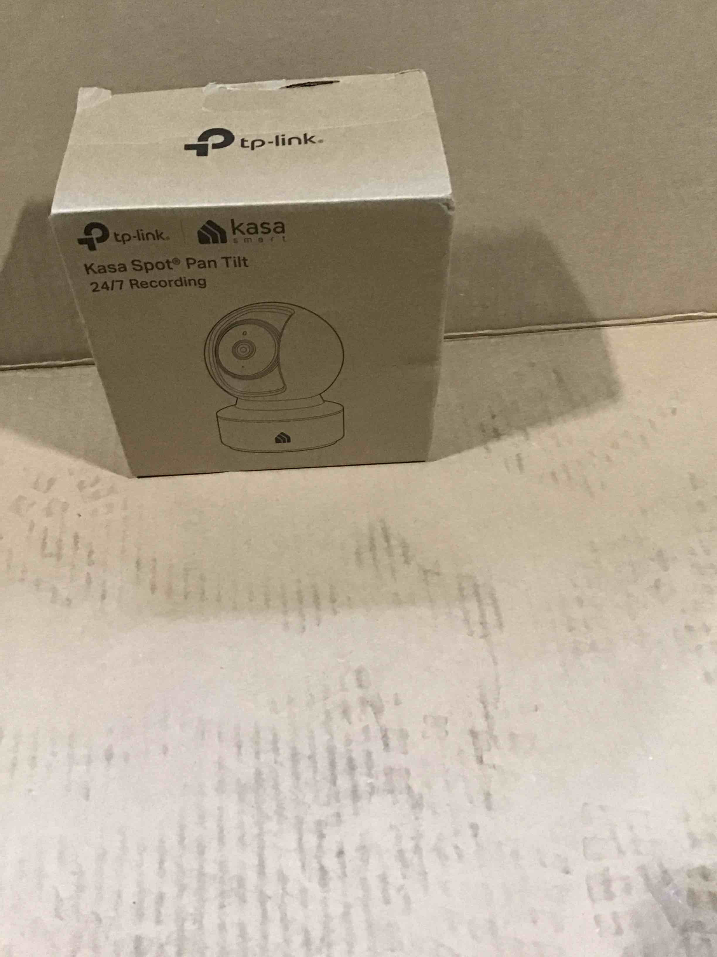 https://s3.amazonaws.com/lotting-images-prod/bidfta/RED4811775_1692722330241.jpeg