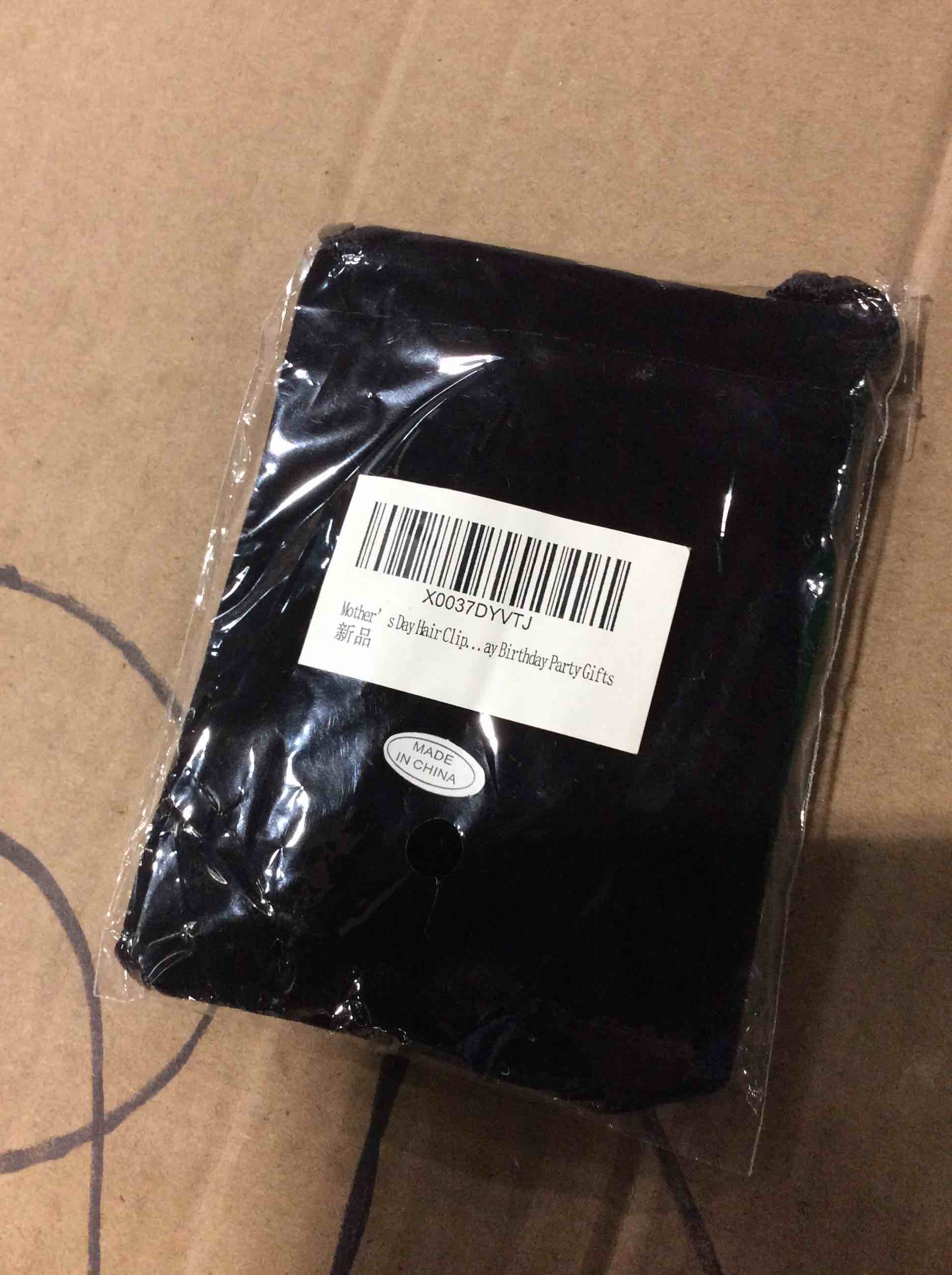 https://s3.amazonaws.com/lotting-images-prod/bidfta/RED4815028_1690385665547.jpeg
