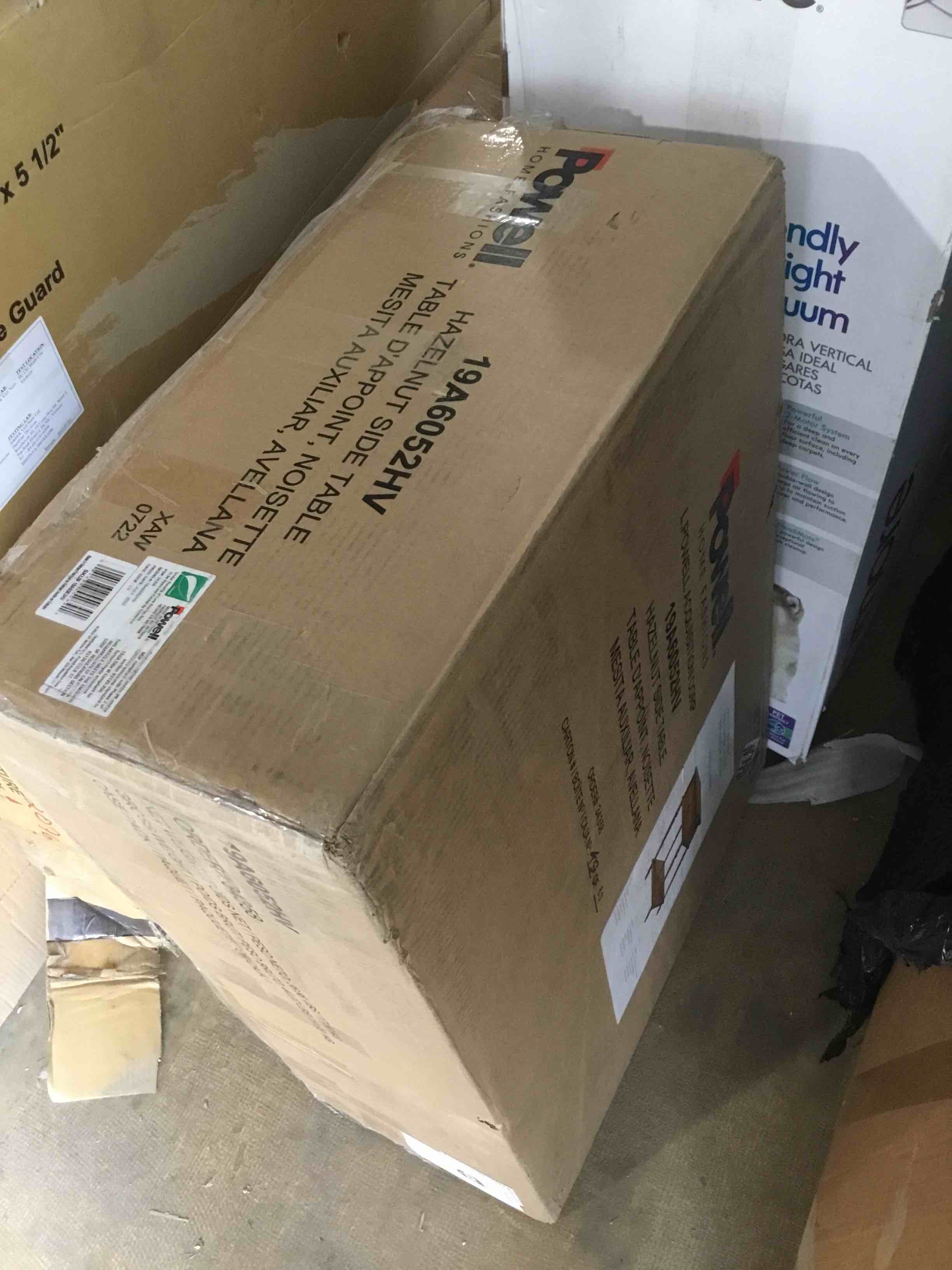 https://s3.amazonaws.com/lotting-images-prod/bidfta/RED4817065_1685986086115.jpeg