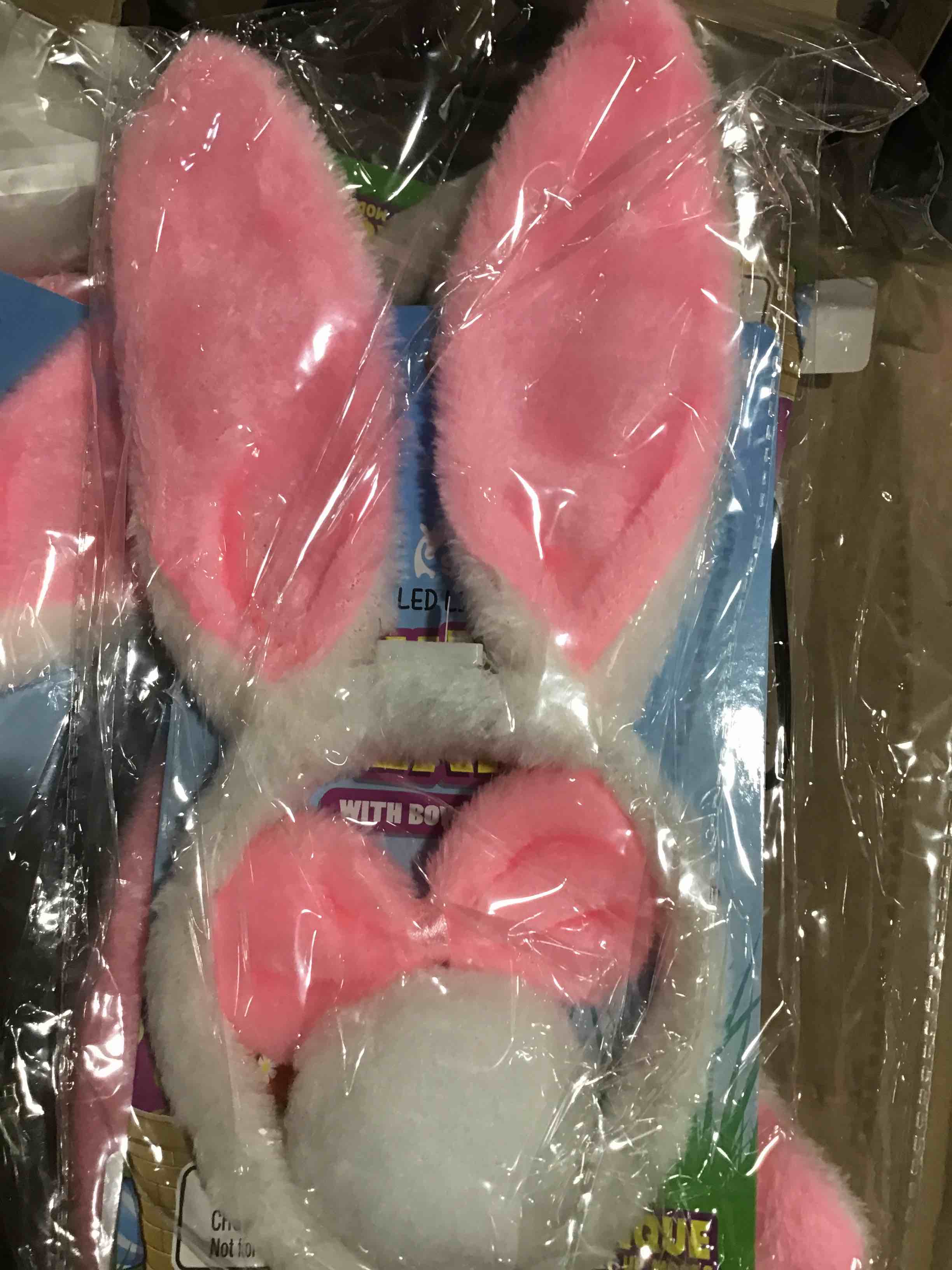 https://s3.amazonaws.com/lotting-images-prod/bidfta/RED4818700_1691150873524.jpeg