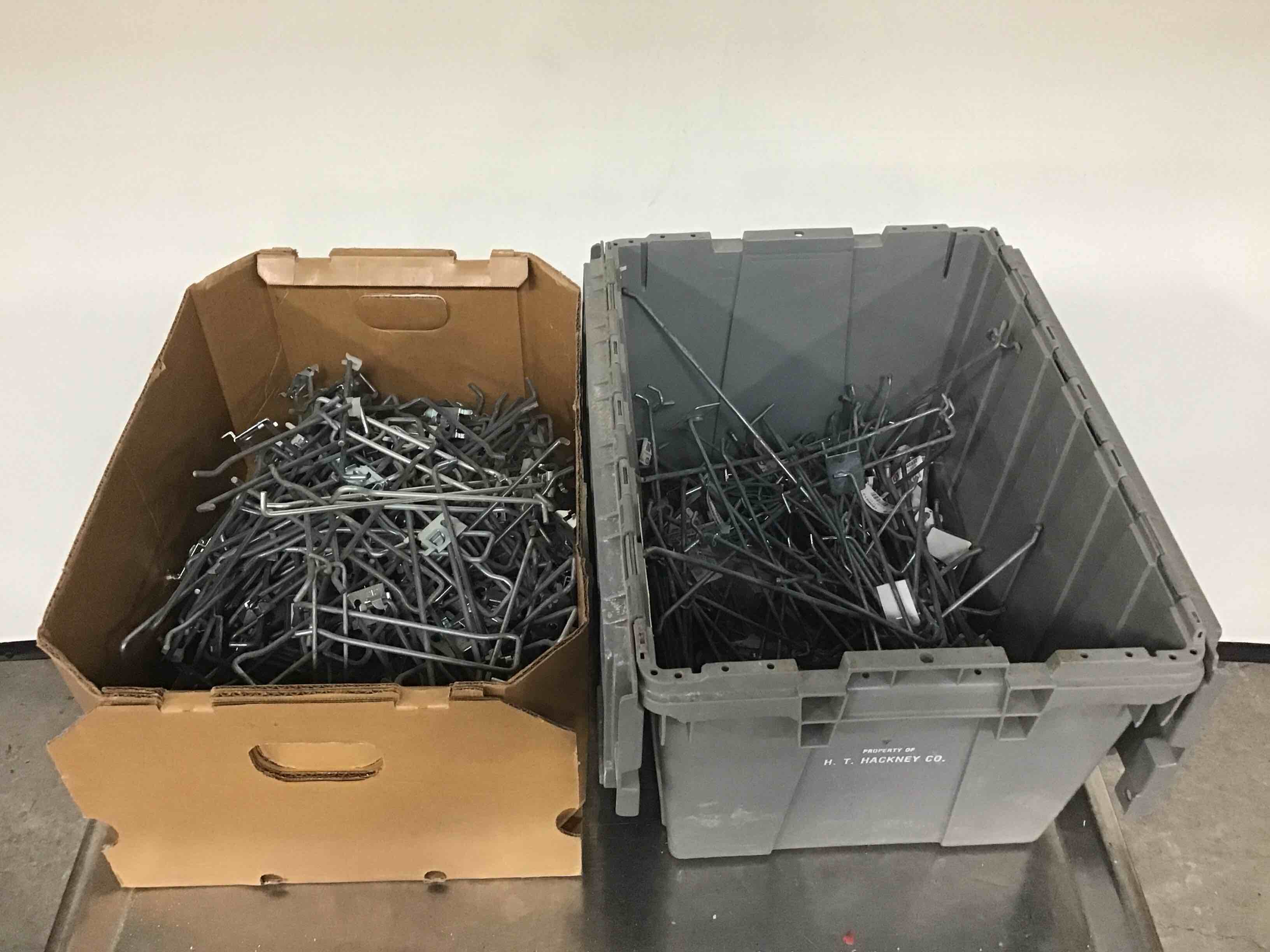 VARIOUS MERCHANDISER RACK CLIPS