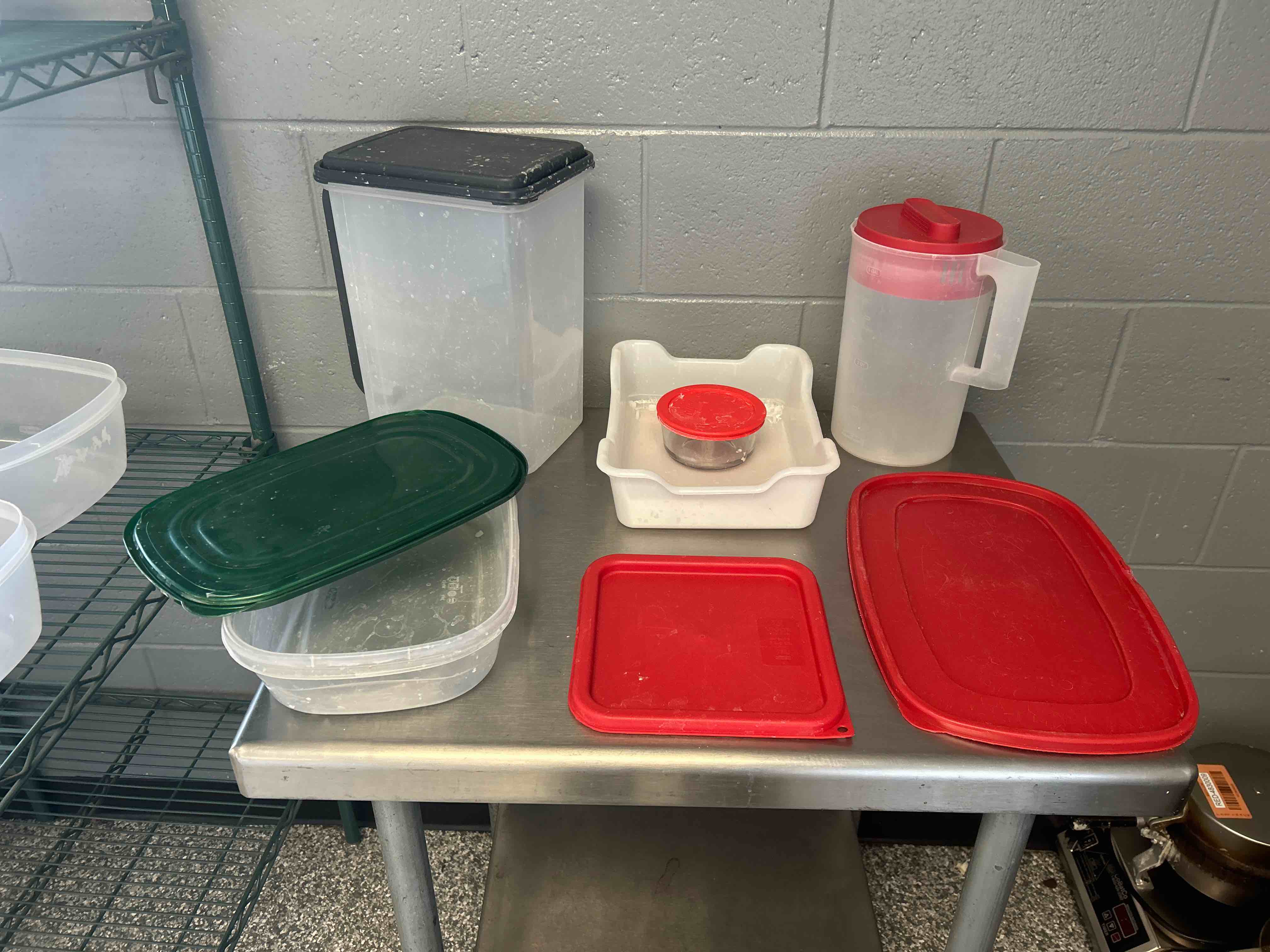 VARIOUS CONTAINERS AND LIDS