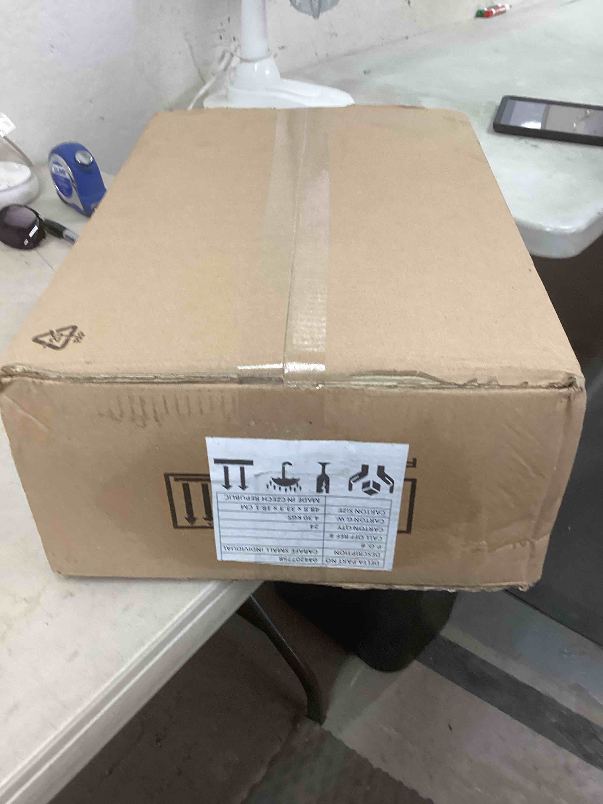 https://s3.amazonaws.com/lotting-images-prod/bidfta/RED4832733_1690493323567.jpeg