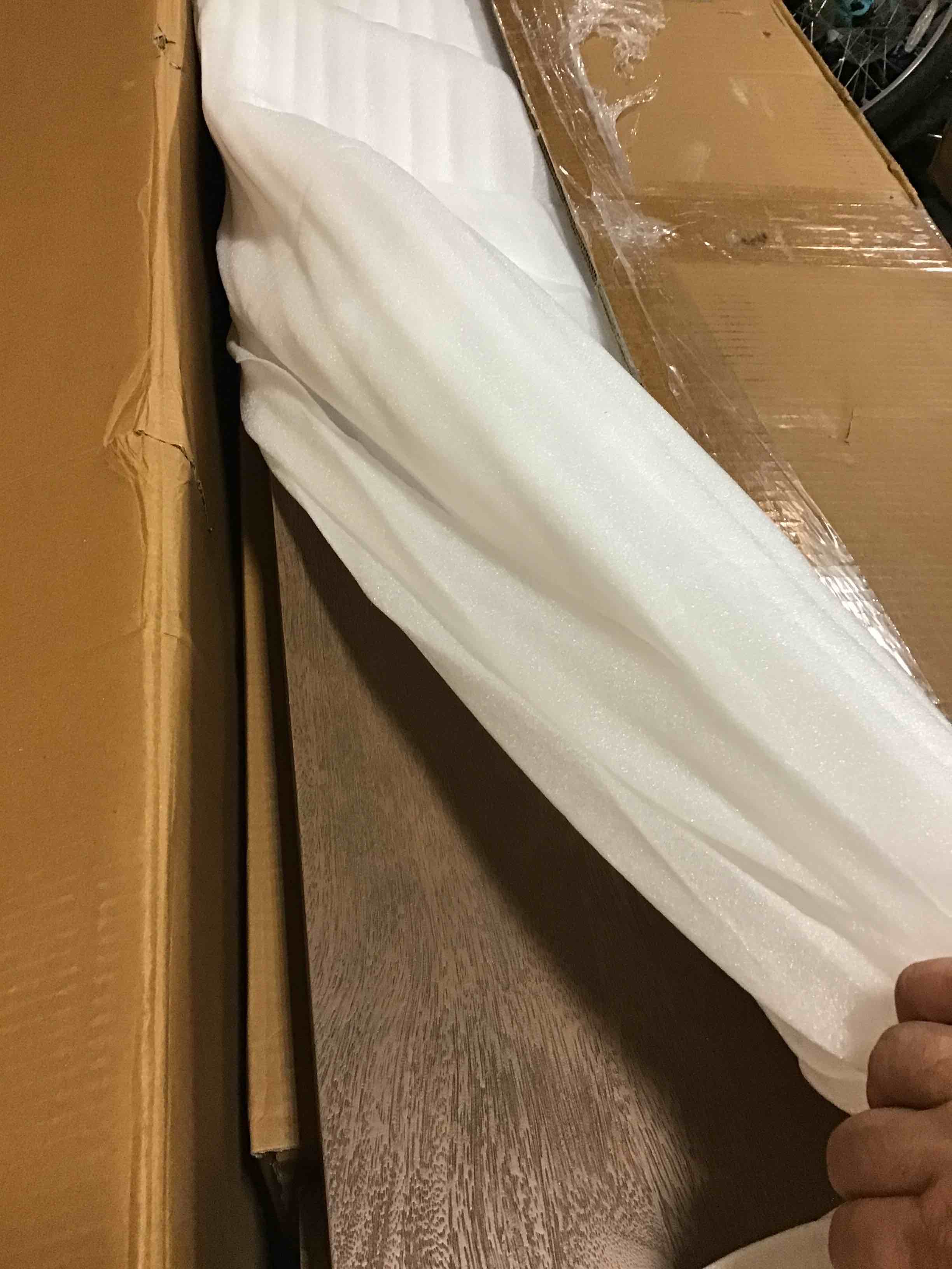 https://s3.amazonaws.com/lotting-images-prod/bidfta/RED4842432_1693330312248.jpeg