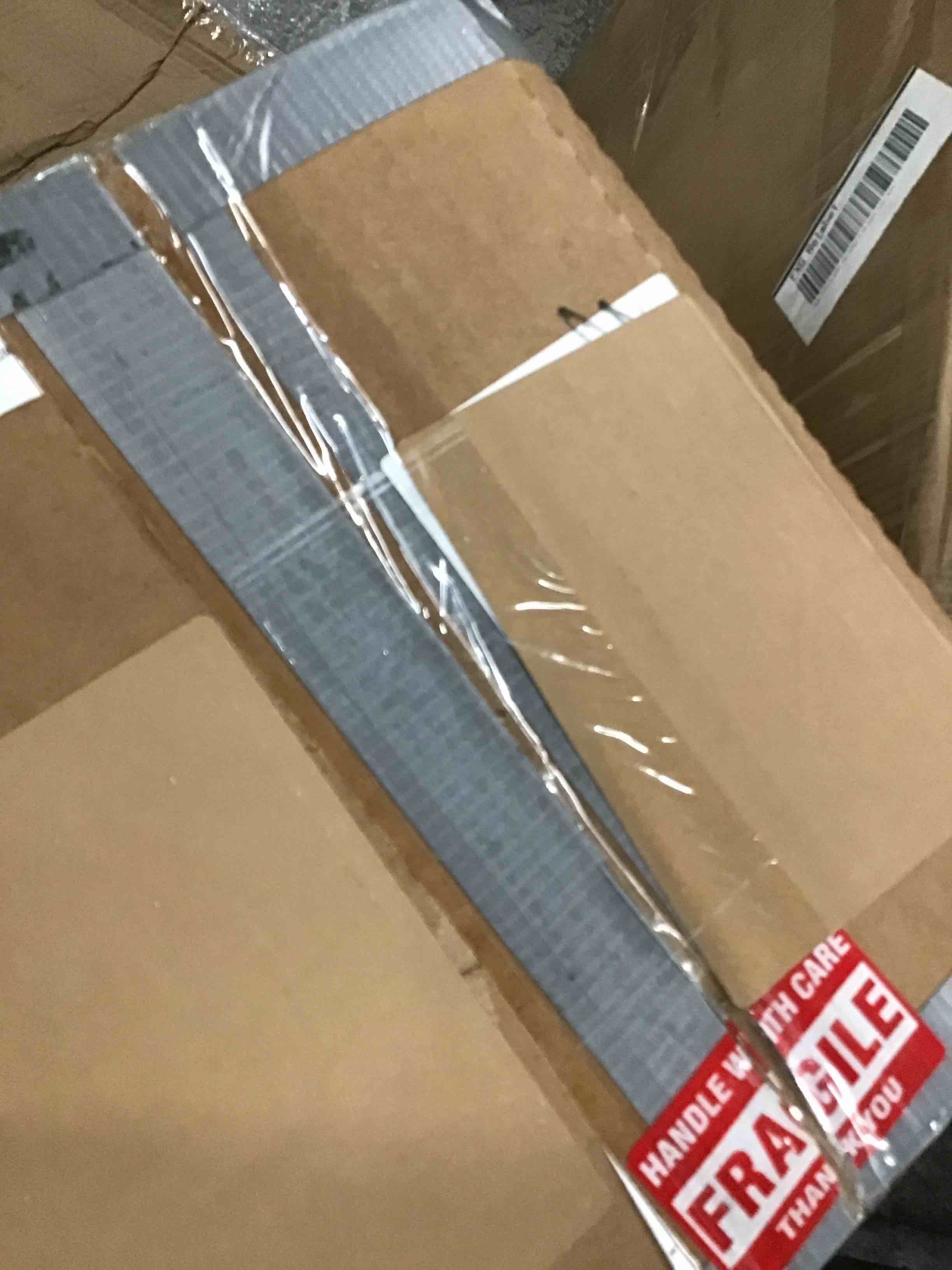 https://s3.amazonaws.com/lotting-images-prod/bidfta/RED4843539_1692716362045.jpeg
