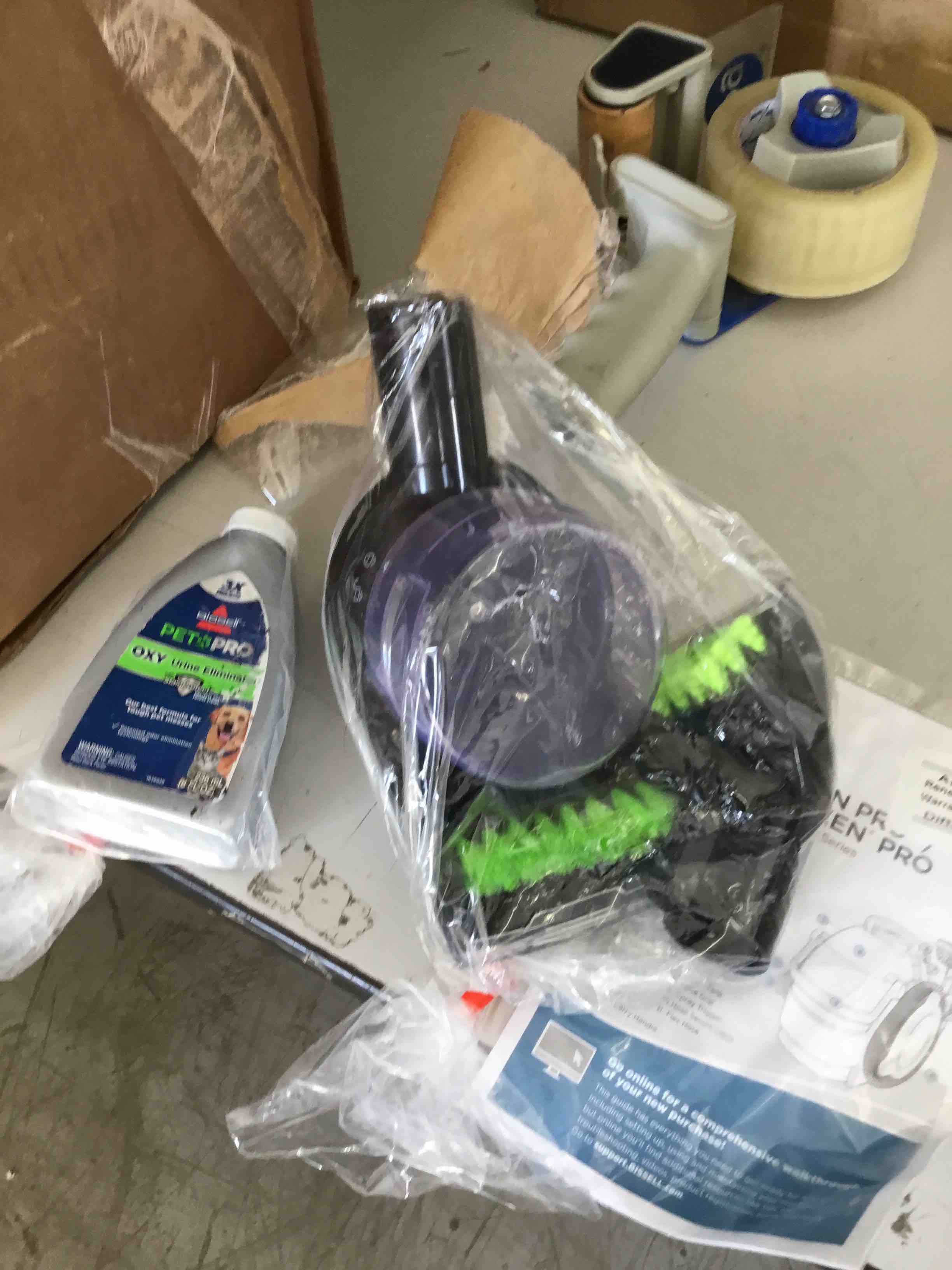 https://s3.amazonaws.com/lotting-images-prod/bidfta/RED4856217_1695154270214.jpeg