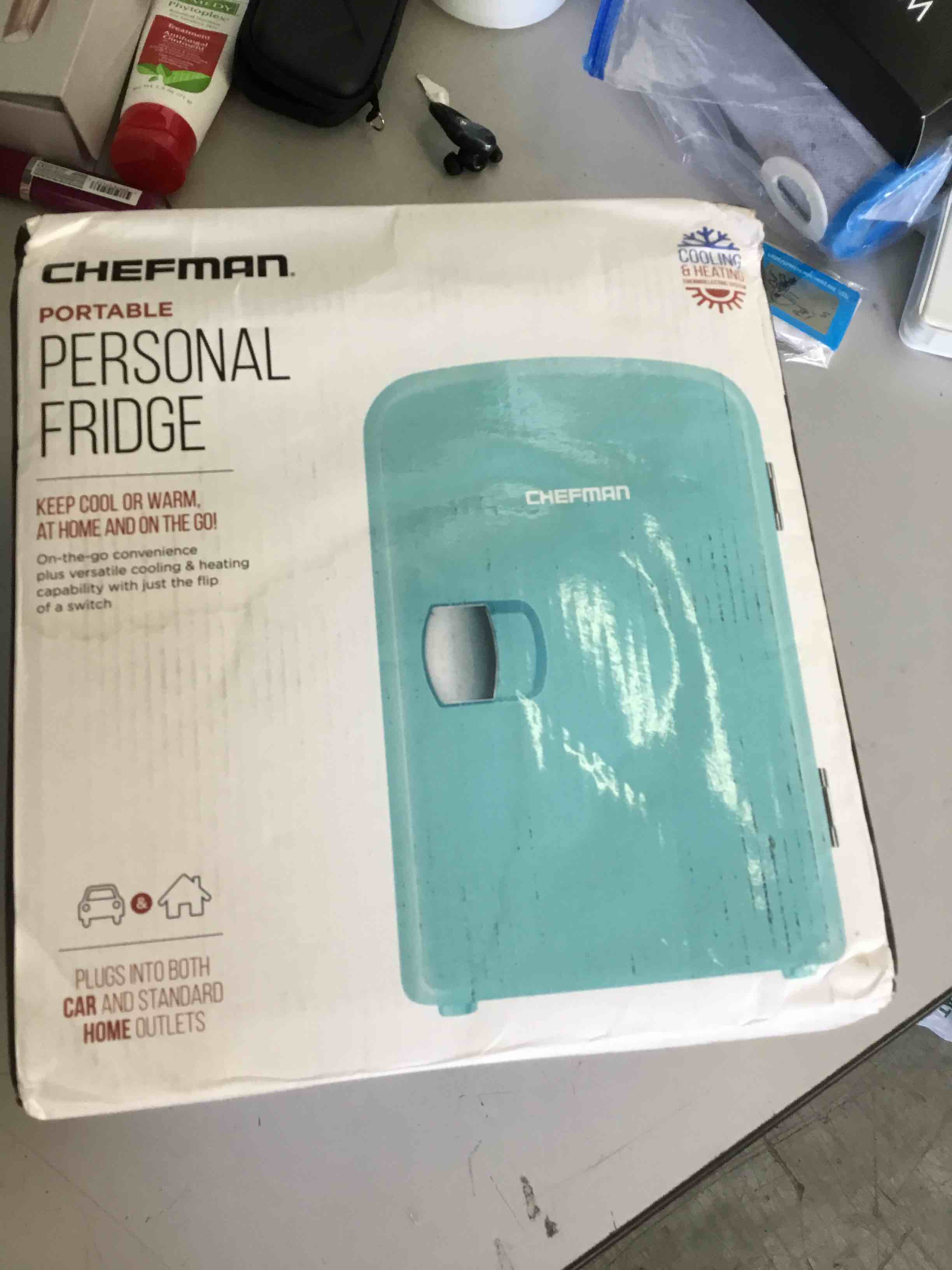 https://s3.amazonaws.com/lotting-images-prod/bidfta/RED4856793_1696960861530.jpeg