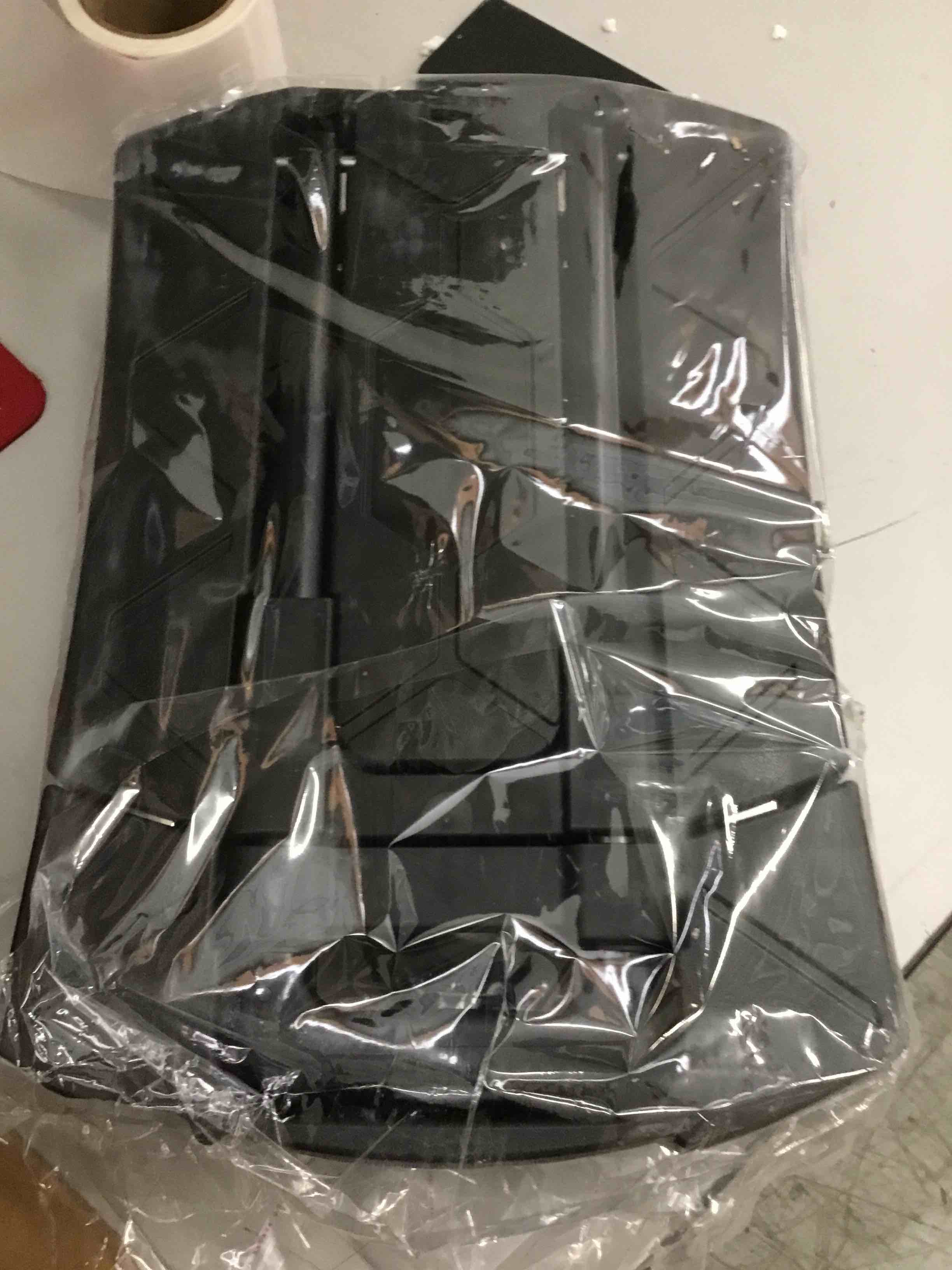 https://s3.amazonaws.com/lotting-images-prod/bidfta/RED4857086_1697561330473.jpeg