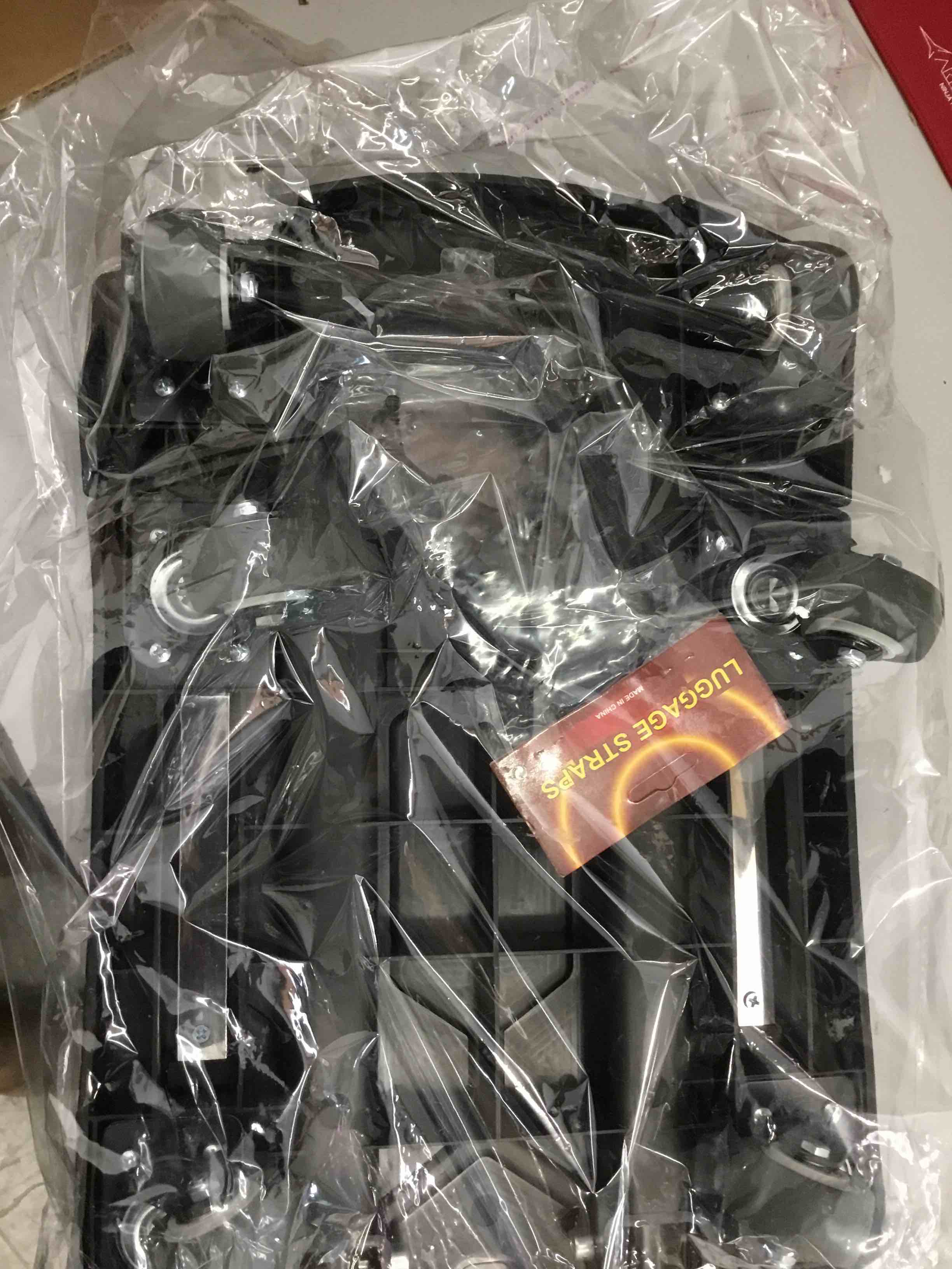 https://s3.amazonaws.com/lotting-images-prod/bidfta/RED4857086_1697561339454.jpeg