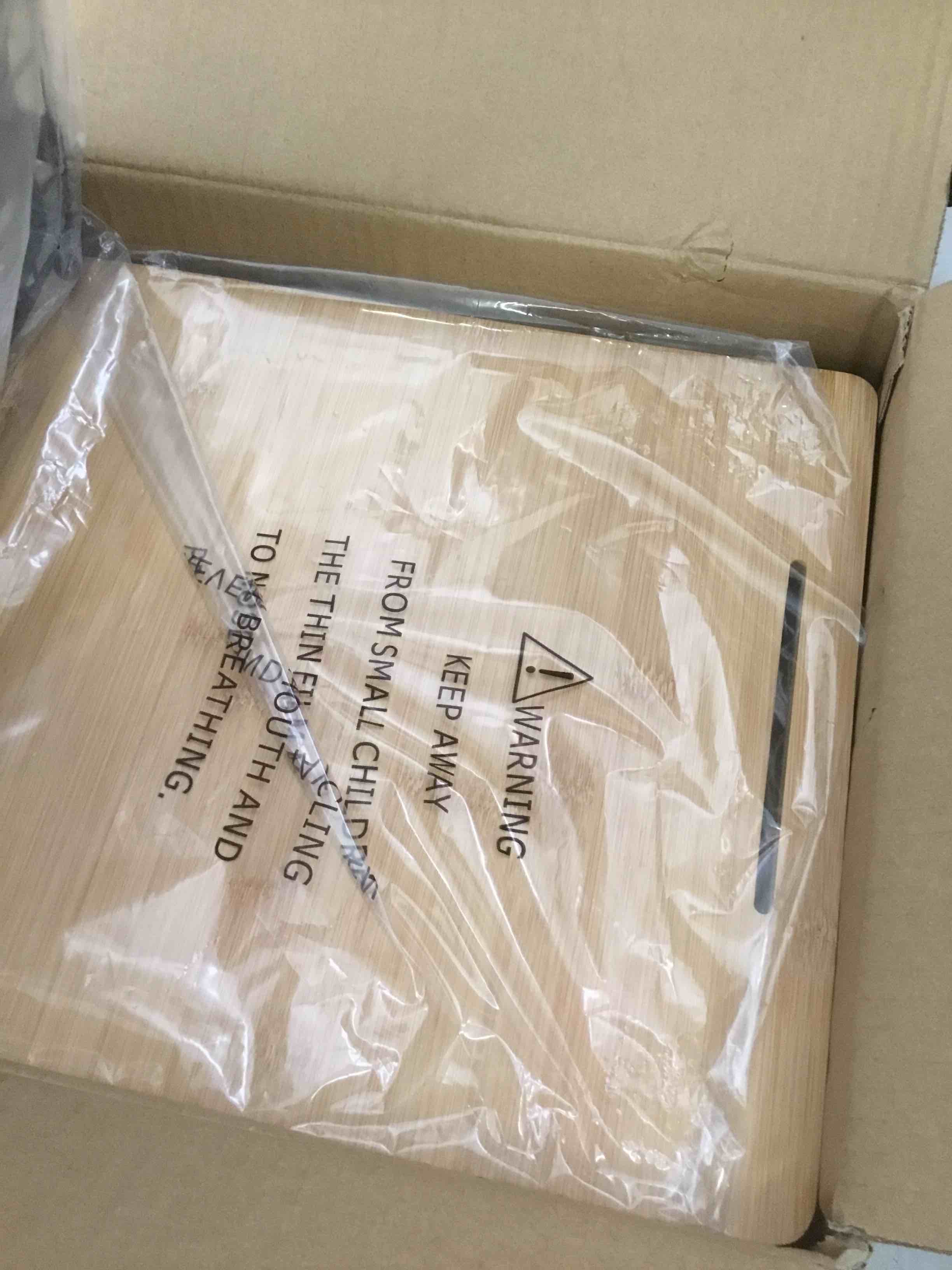 https://s3.amazonaws.com/lotting-images-prod/bidfta/RED4857954_1699304234276.jpeg