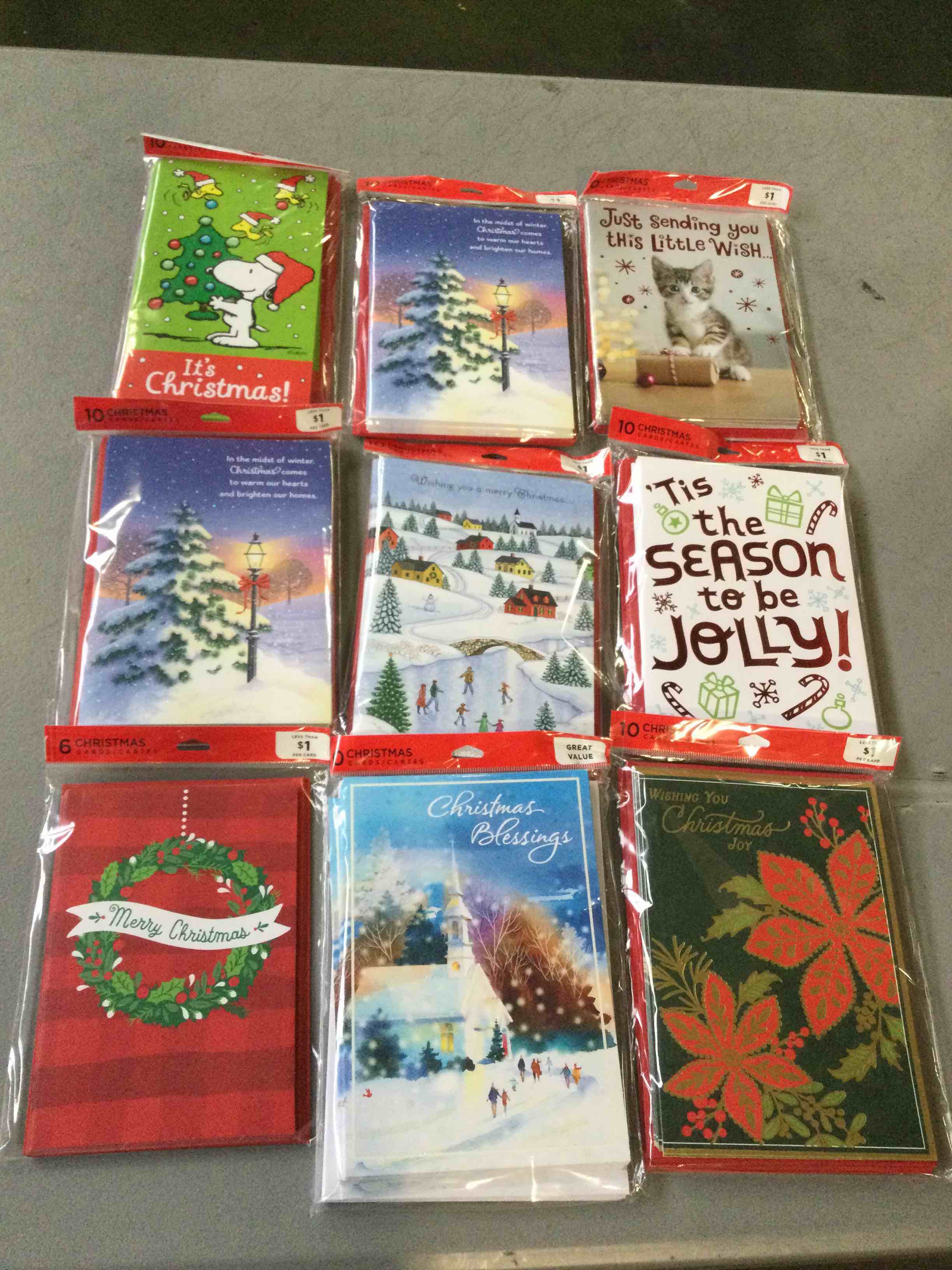 Lot Of Approximately 25 Packages of Assorted Christmas Holiday Gift Cards 