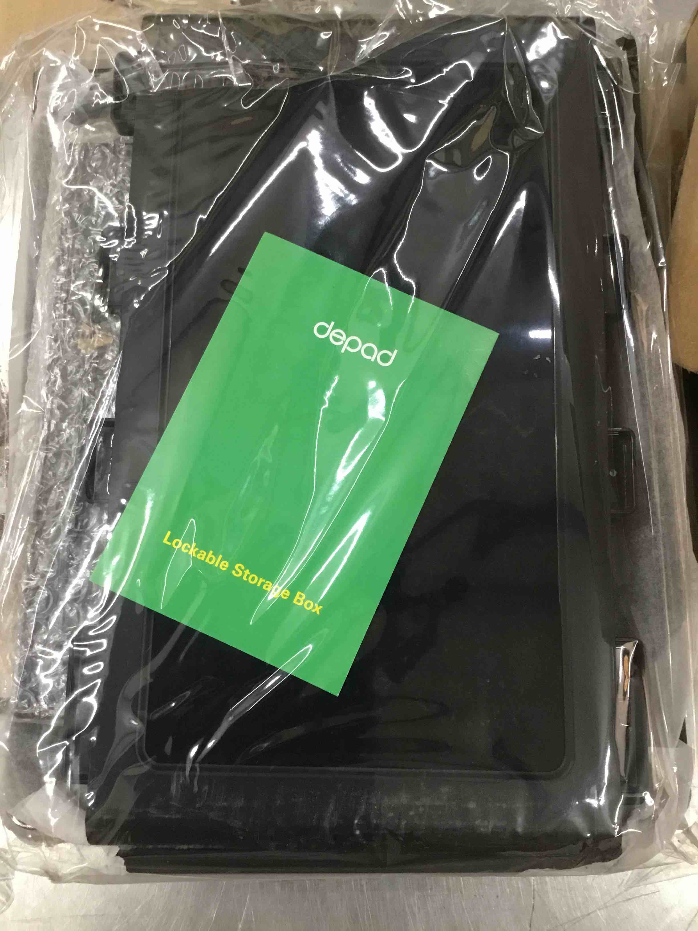 https://s3.amazonaws.com/lotting-images-prod/bidfta/RED4862199_1696363030817.jpeg