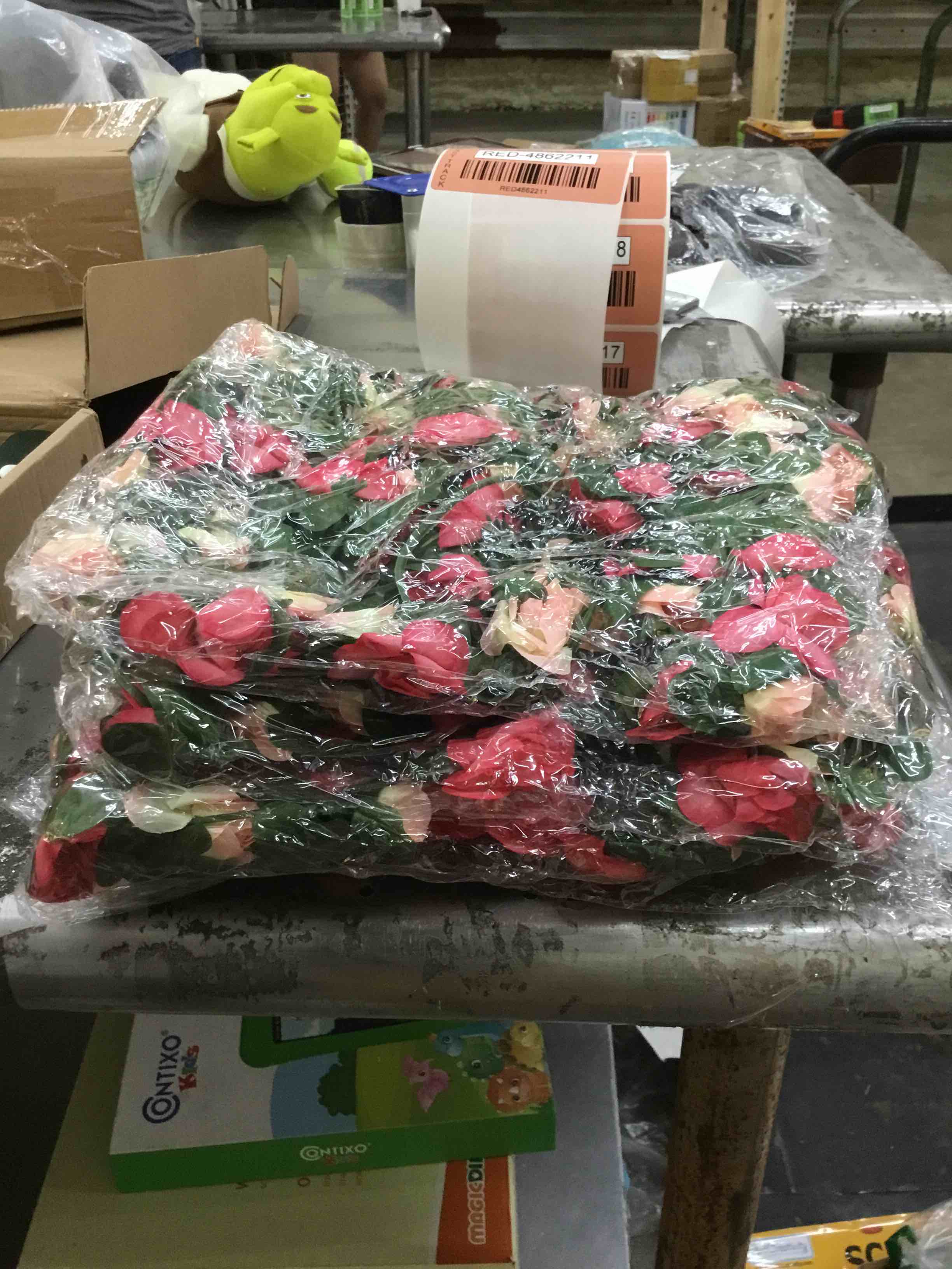 https://s3.amazonaws.com/lotting-images-prod/bidfta/RED4862211_1696365996925.jpeg