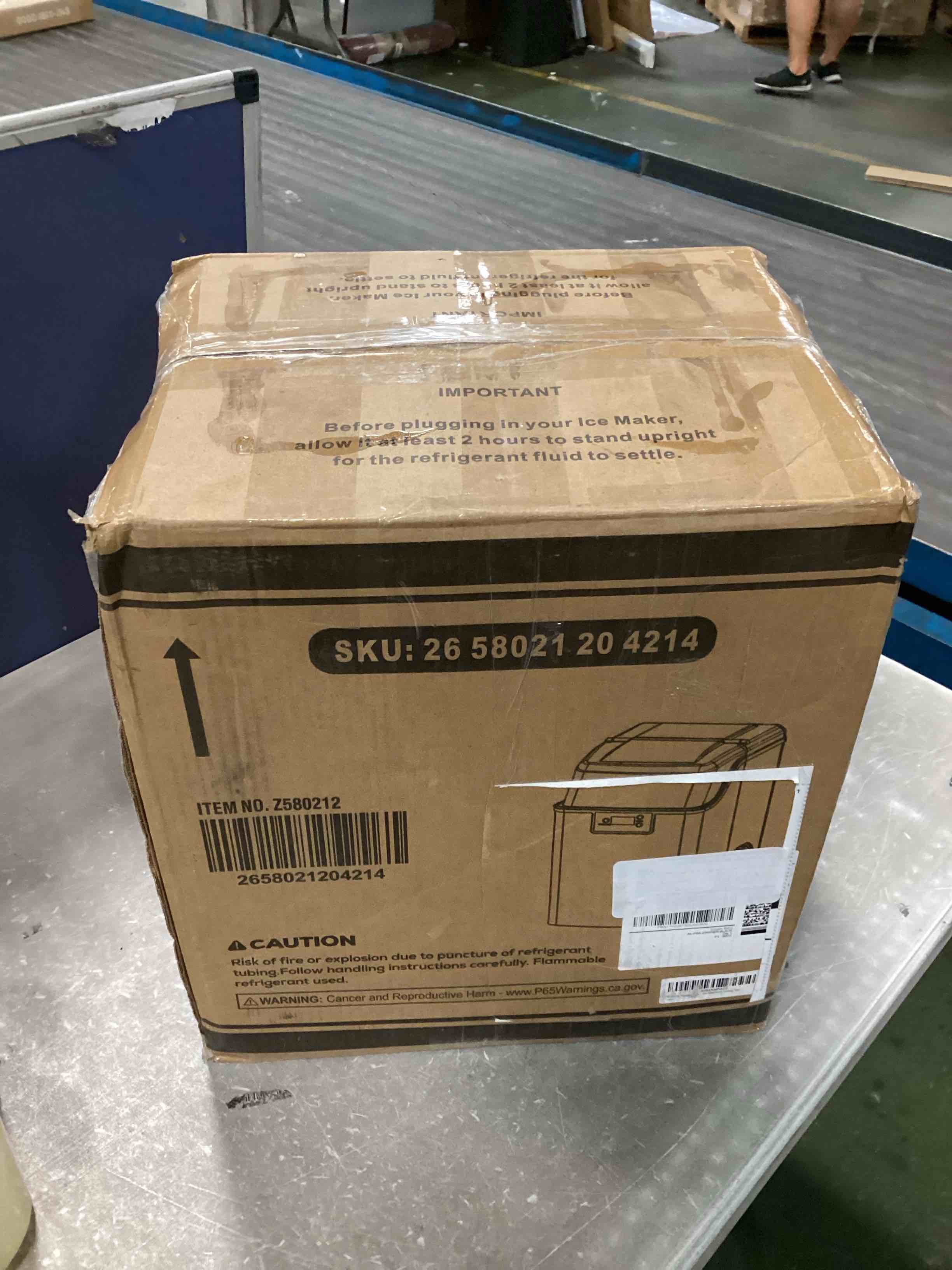 https://s3.amazonaws.com/lotting-images-prod/bidfta/RED4864813_1721877849350.jpeg