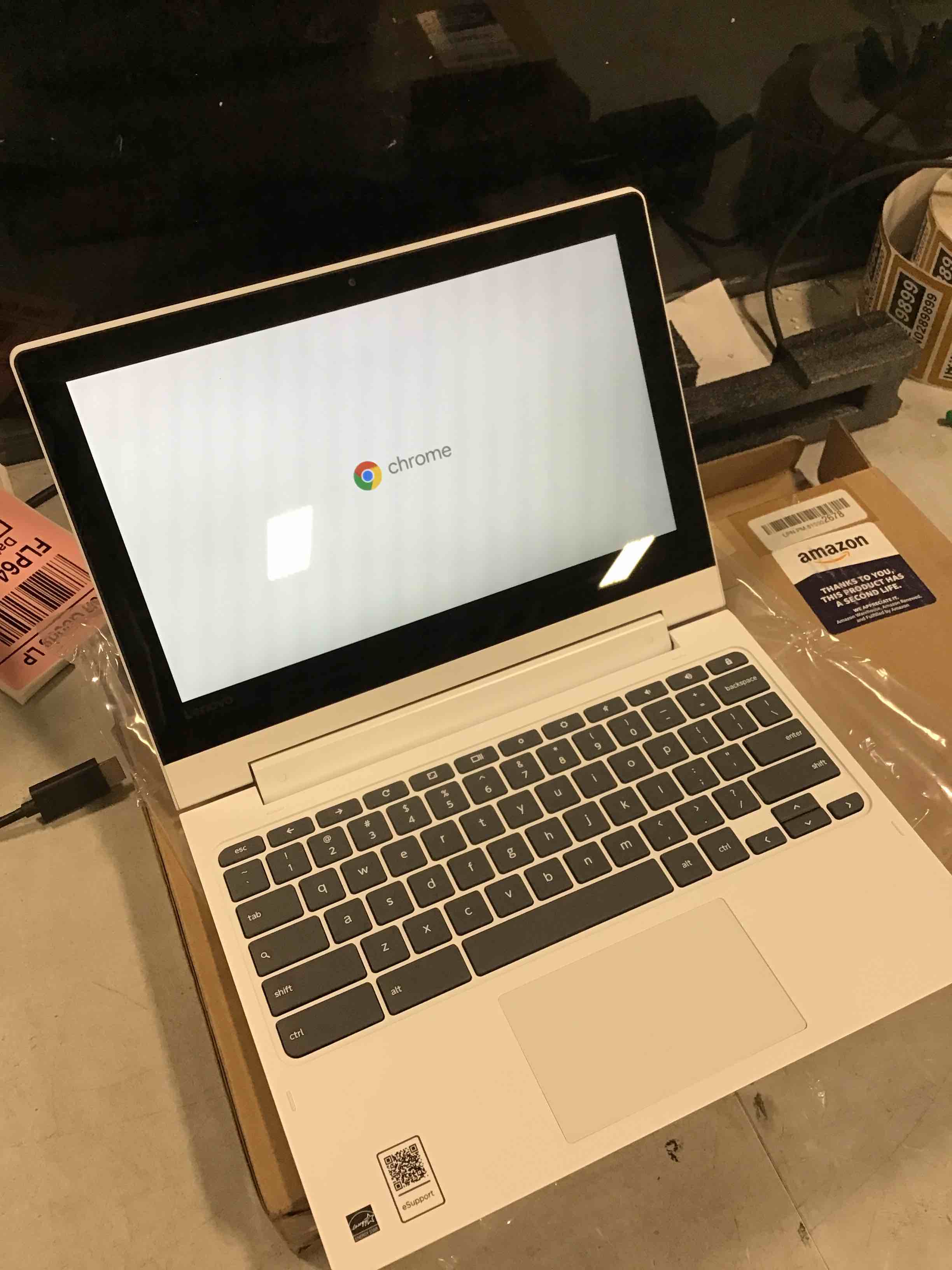 https://s3.amazonaws.com/lotting-images-prod/bidfta/RED4864964_1727984234020.jpeg