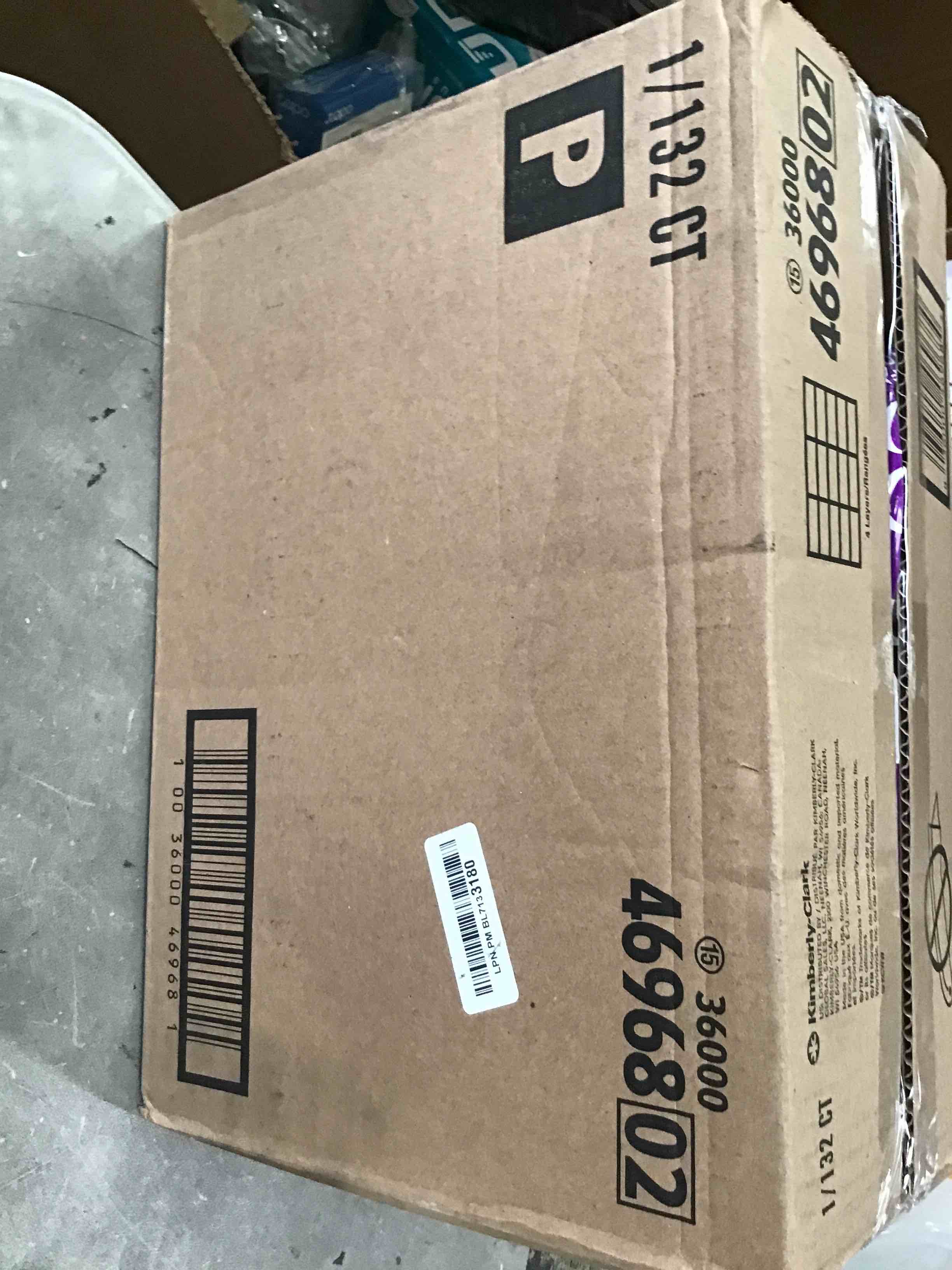 https://s3.amazonaws.com/lotting-images-prod/bidfta/RED4864987_1721910562714.jpeg